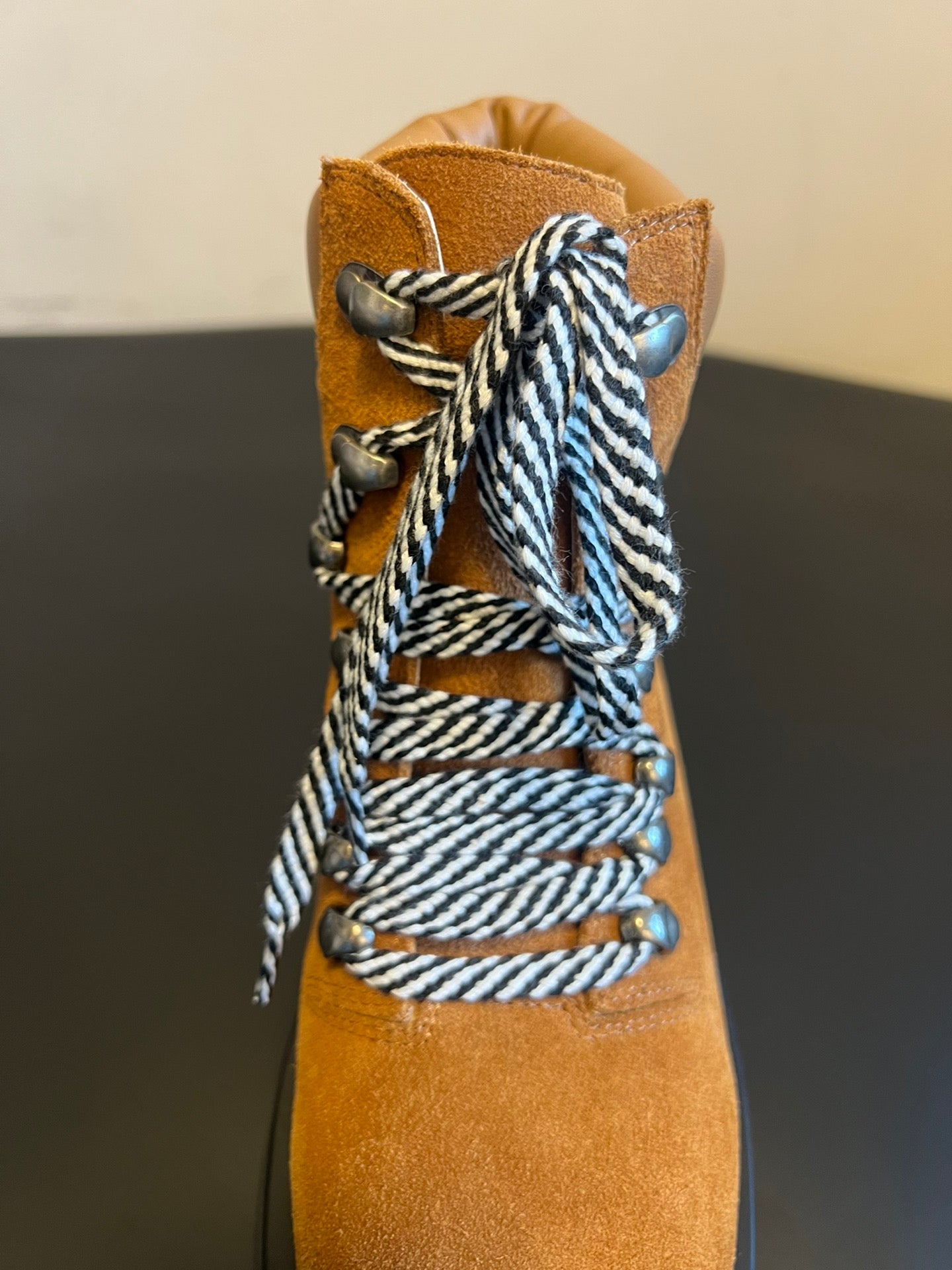 BOTT V BOOTS