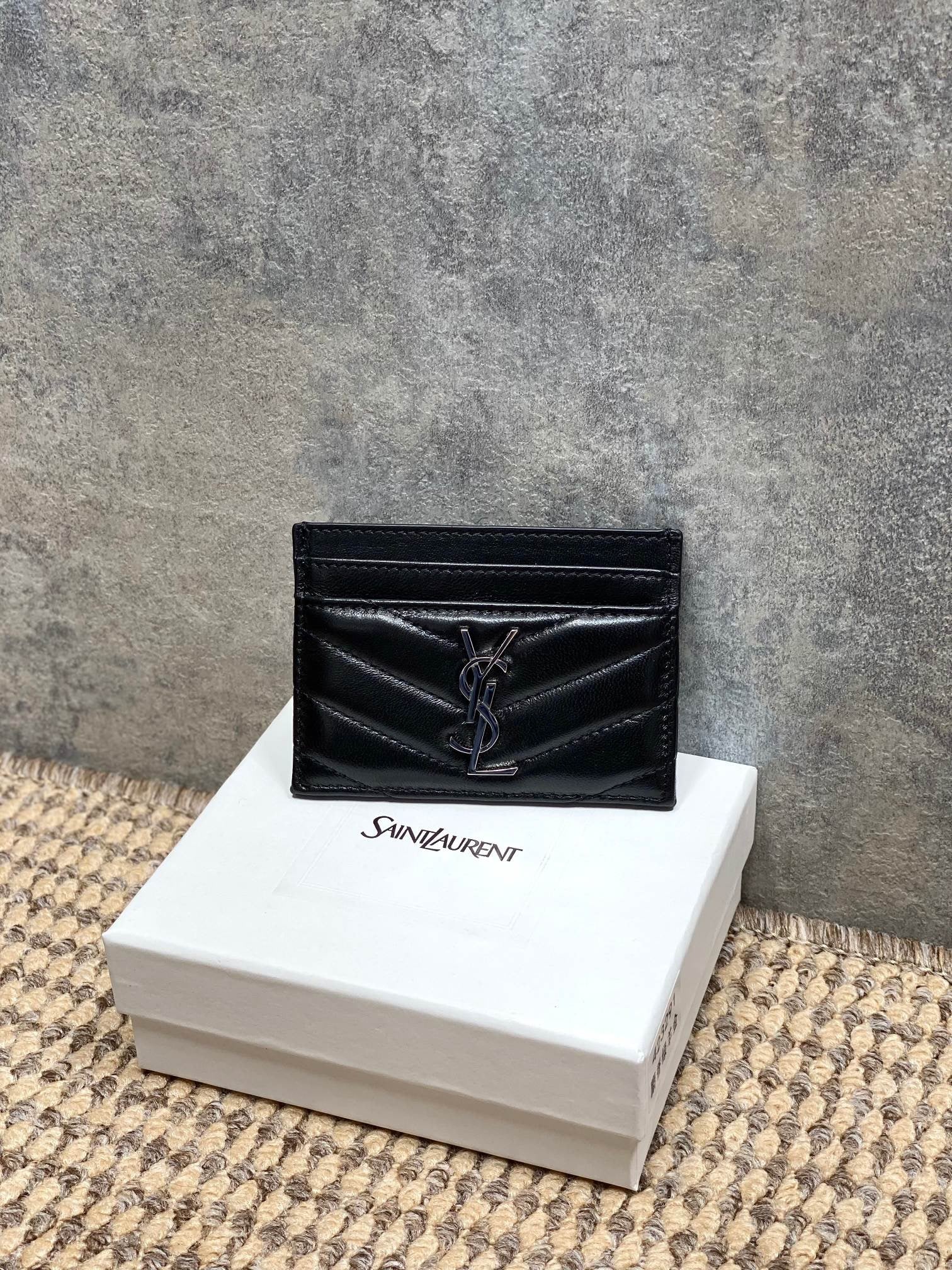 SL CARD HOLDER