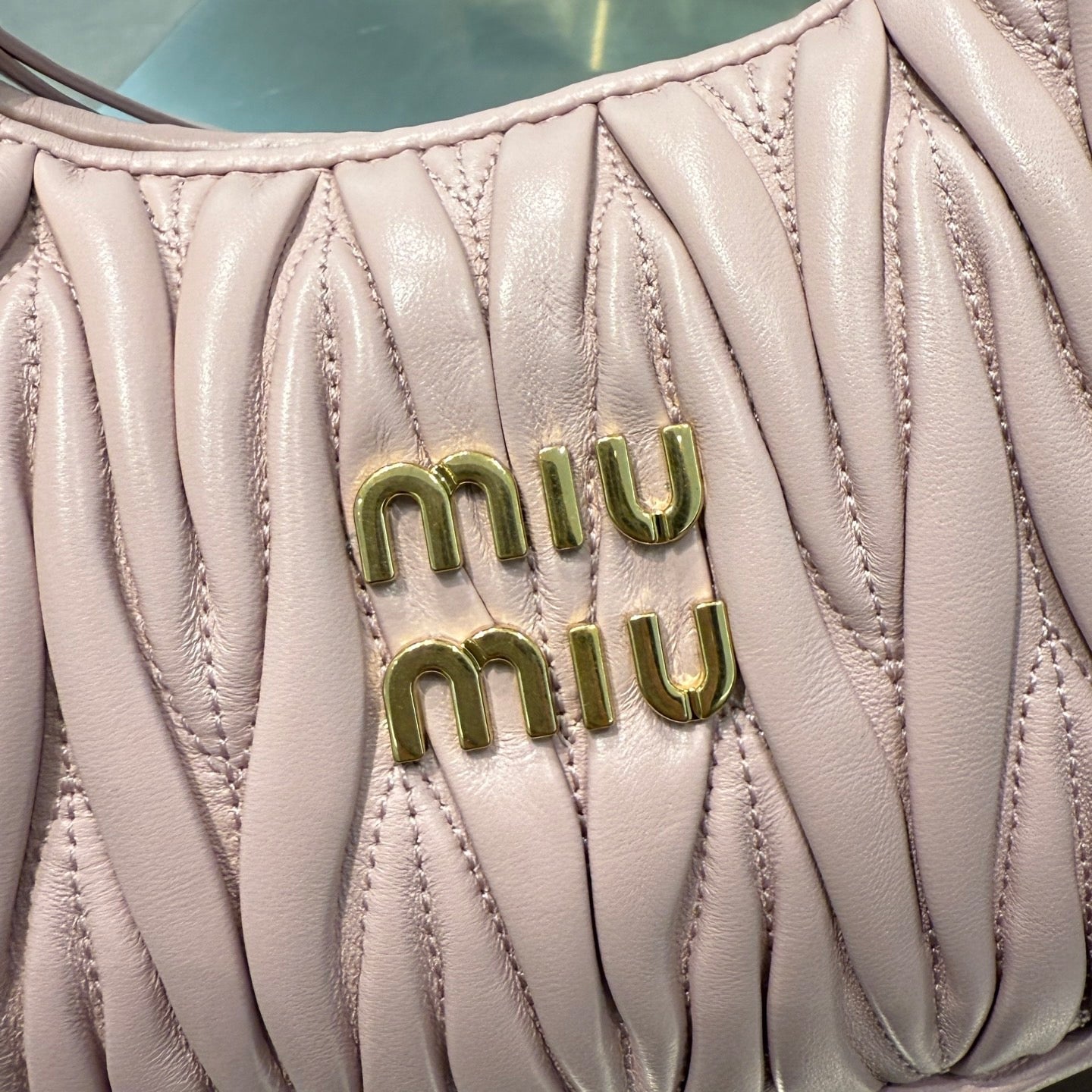 MIU M WANDER BAG