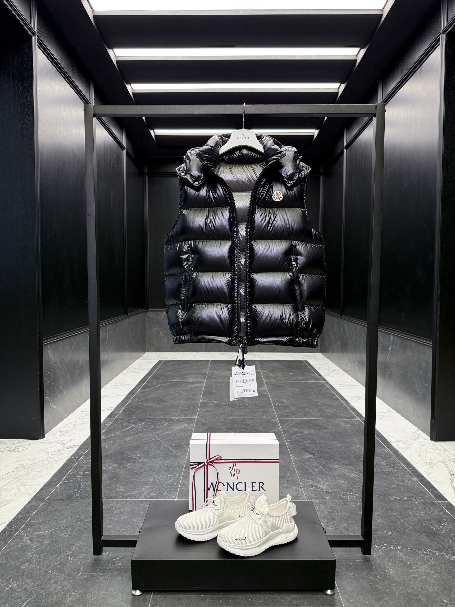 MONC BORMES VEST