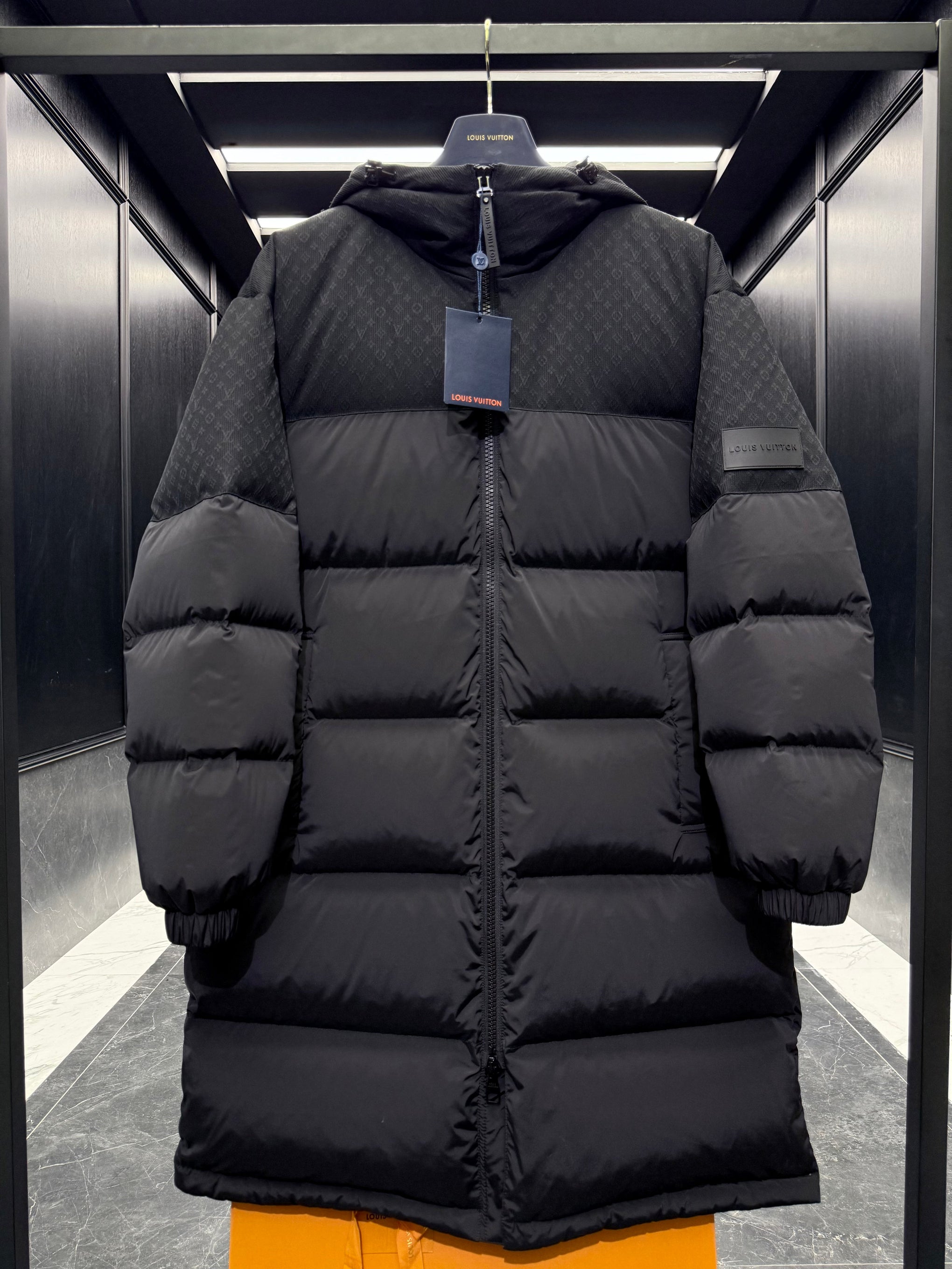 LOU COAT