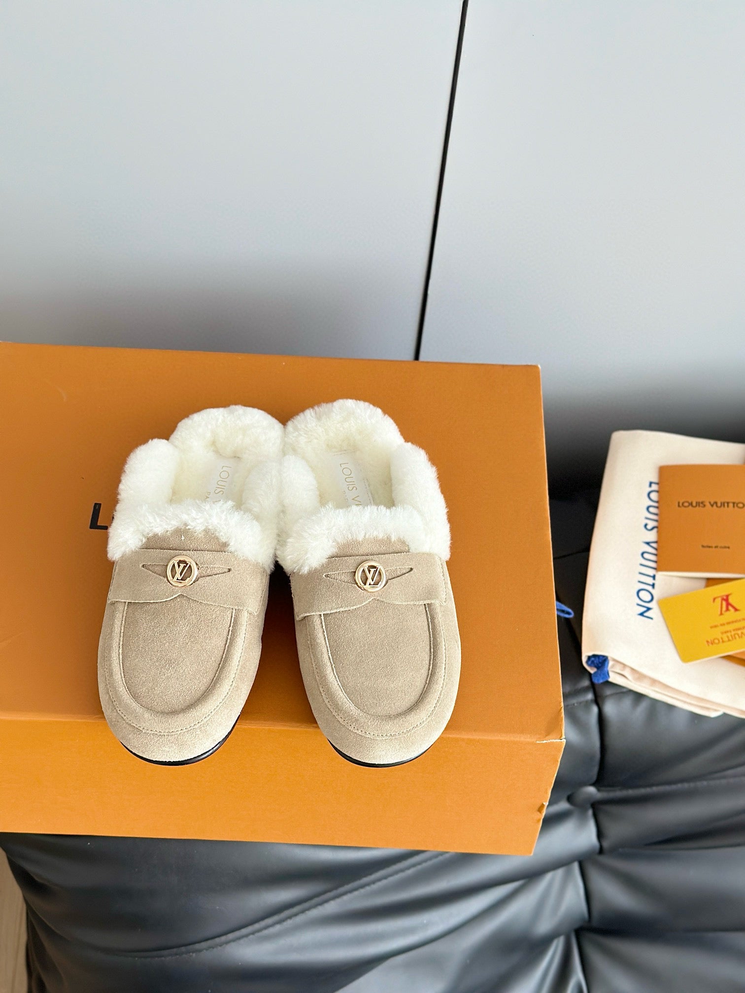 LOU SOHO OPEN BACK LOAFERS