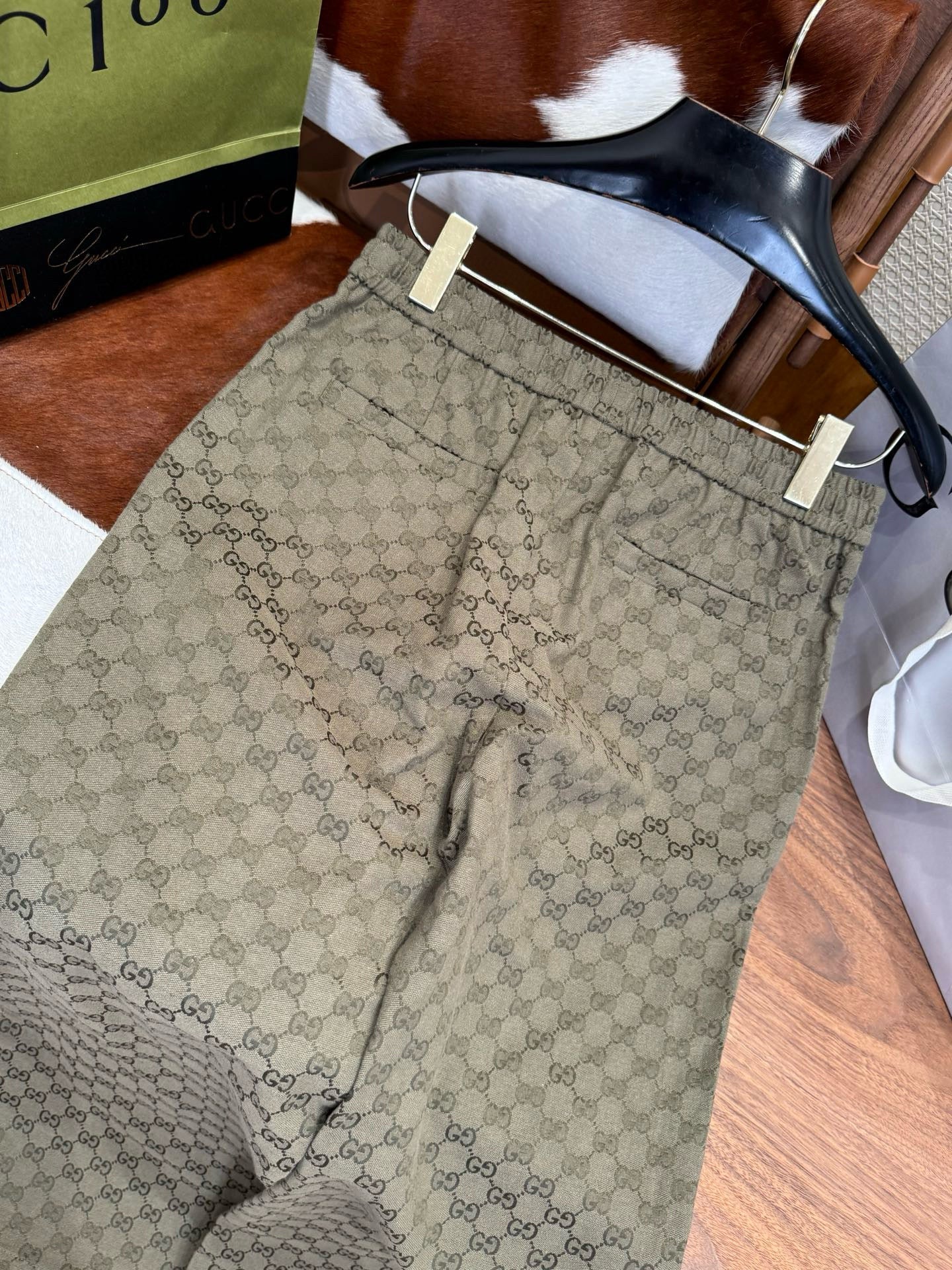 GG TROUSERS
