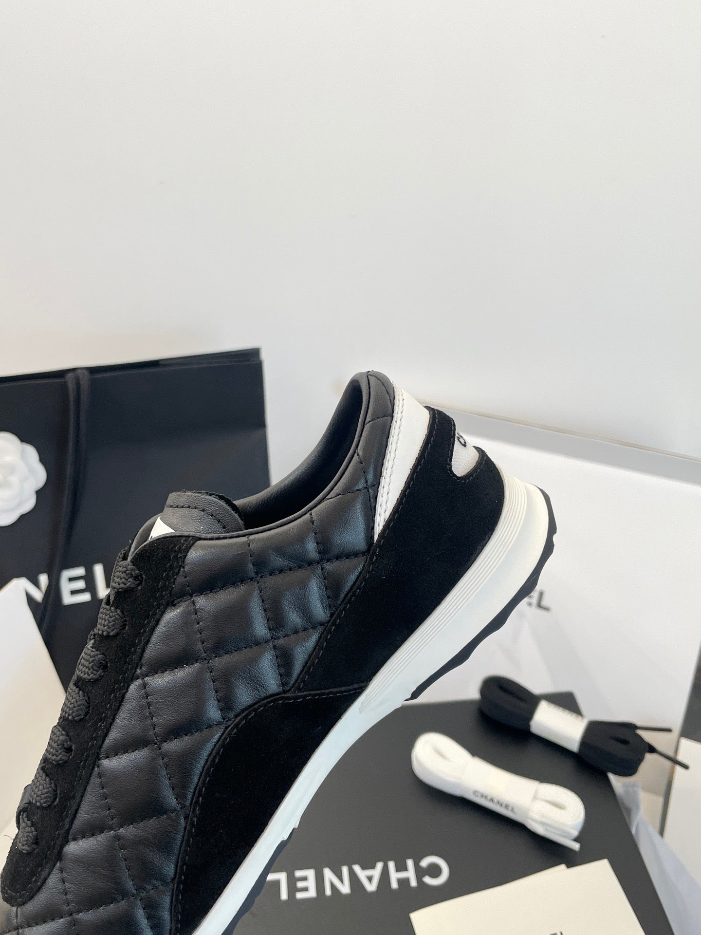 CC SNEAKER