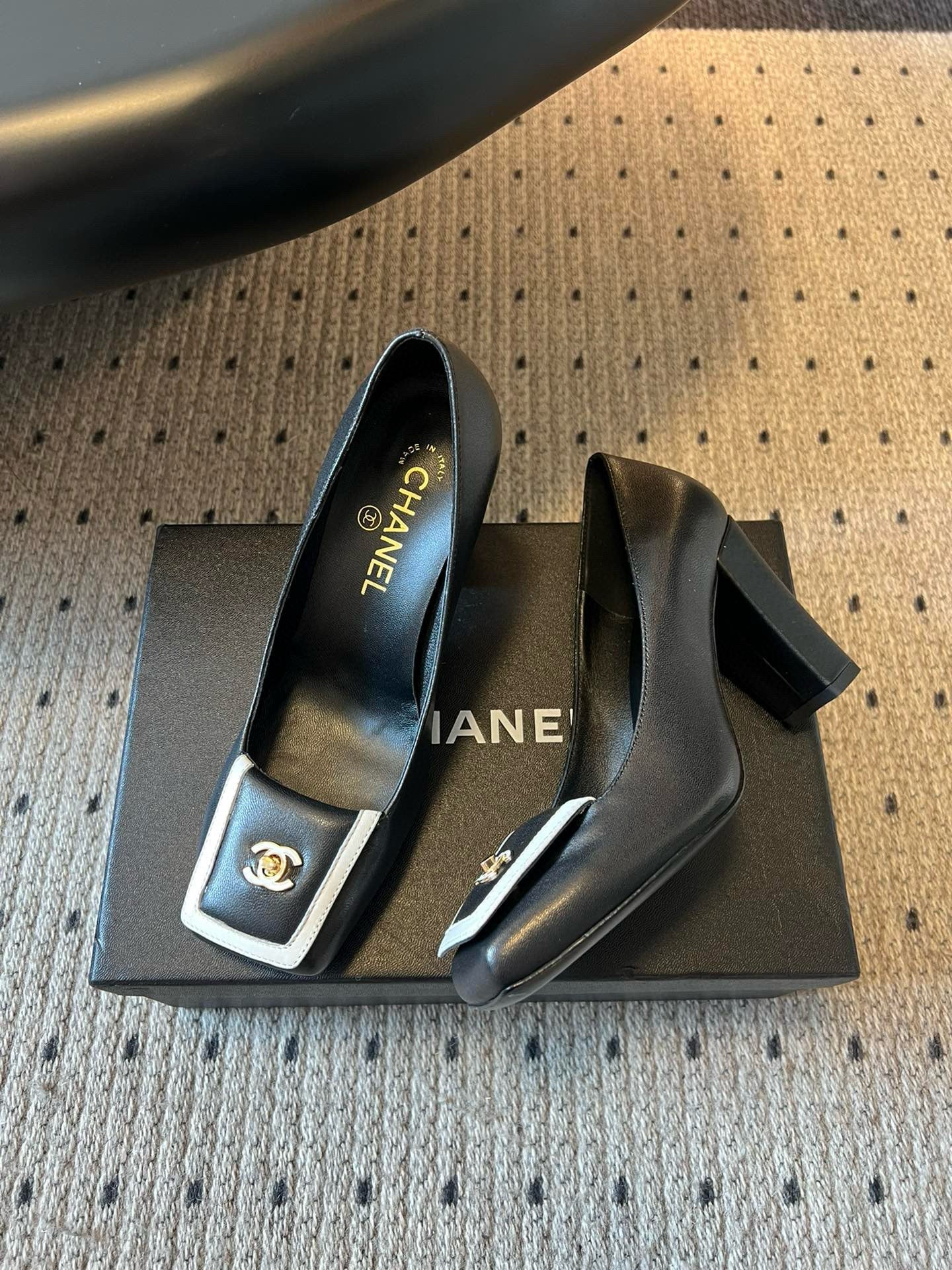 CC HEELS
