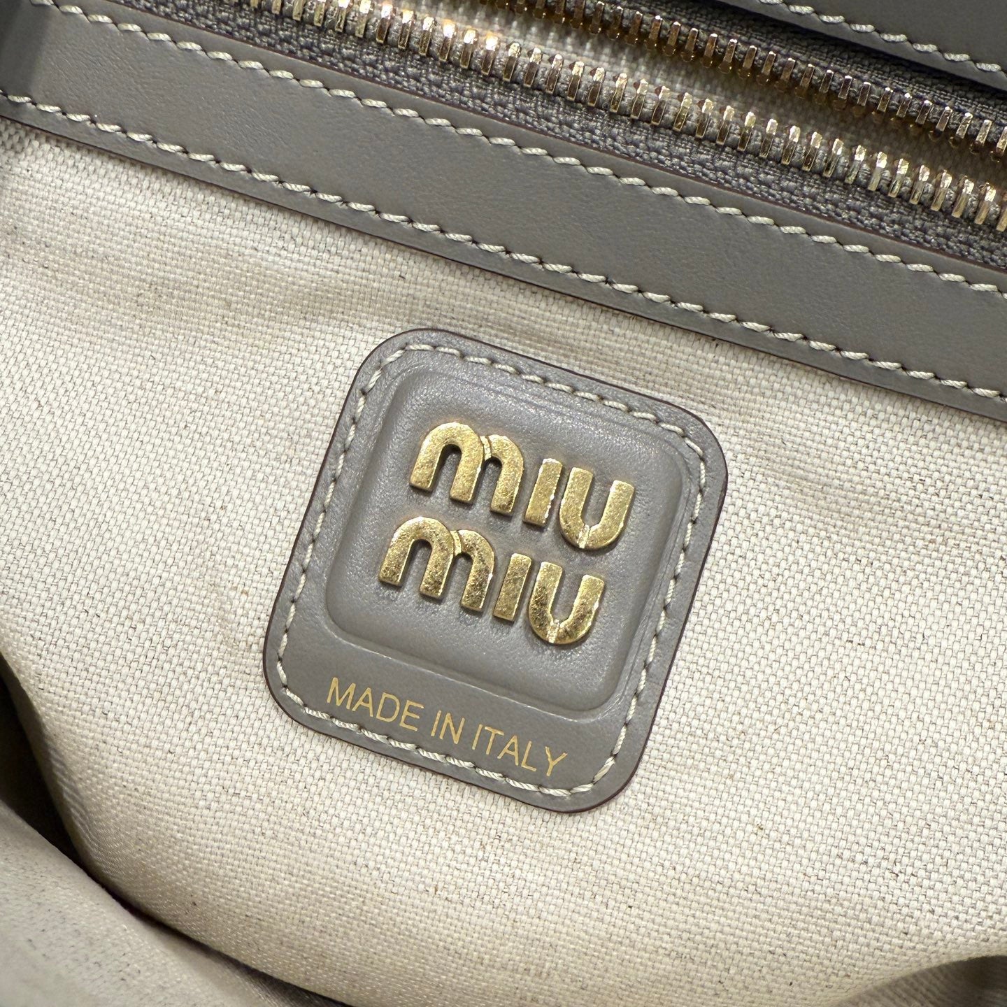 MIU M IVY LEATHER BAG
