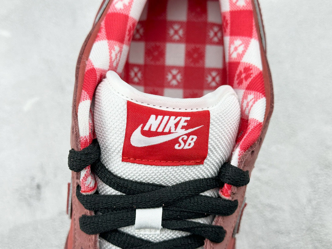 NIKE DUNK LOW RED LOBSTER