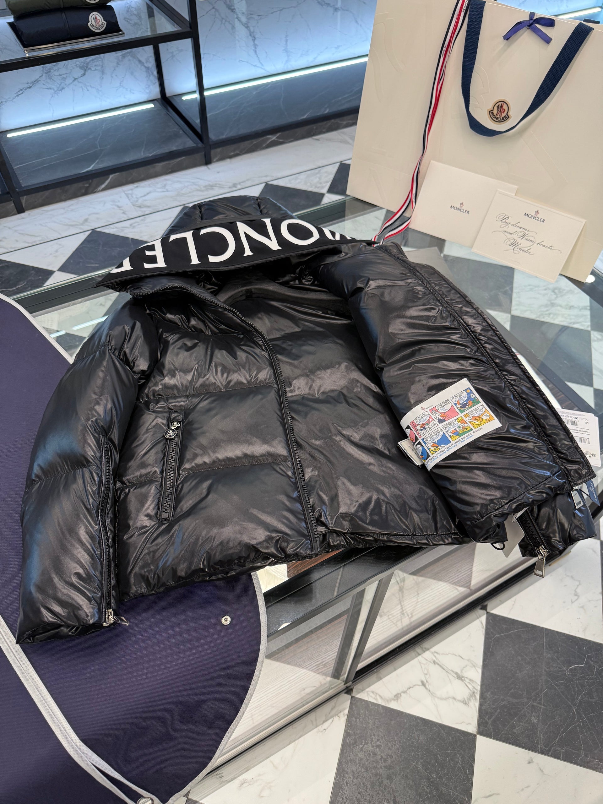 MONC HUPPE JACKET
