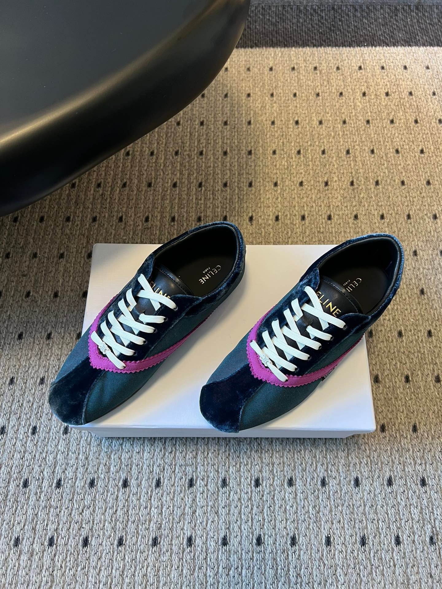 CEL FLAT SNEAKERS