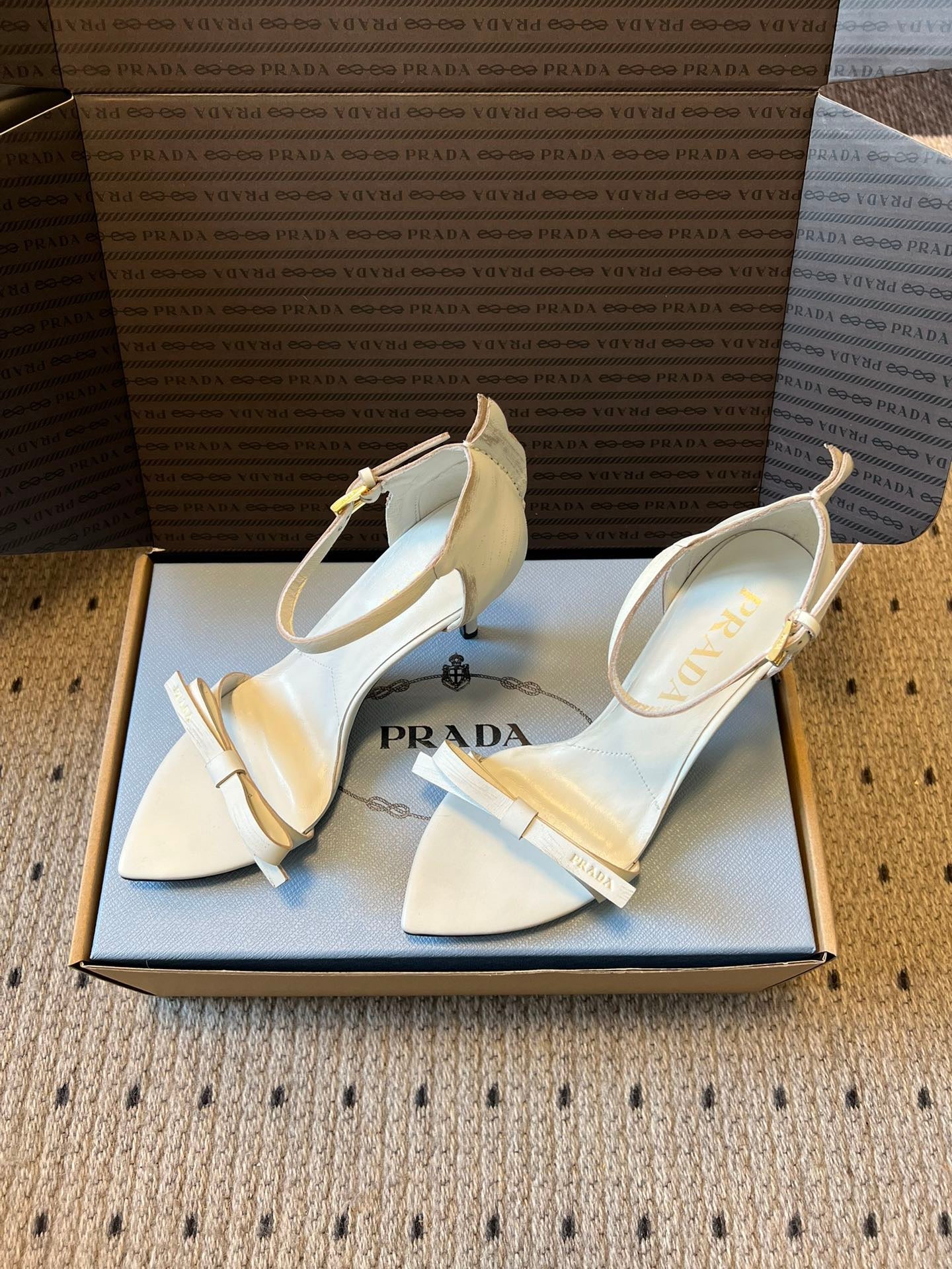 PD HEELS