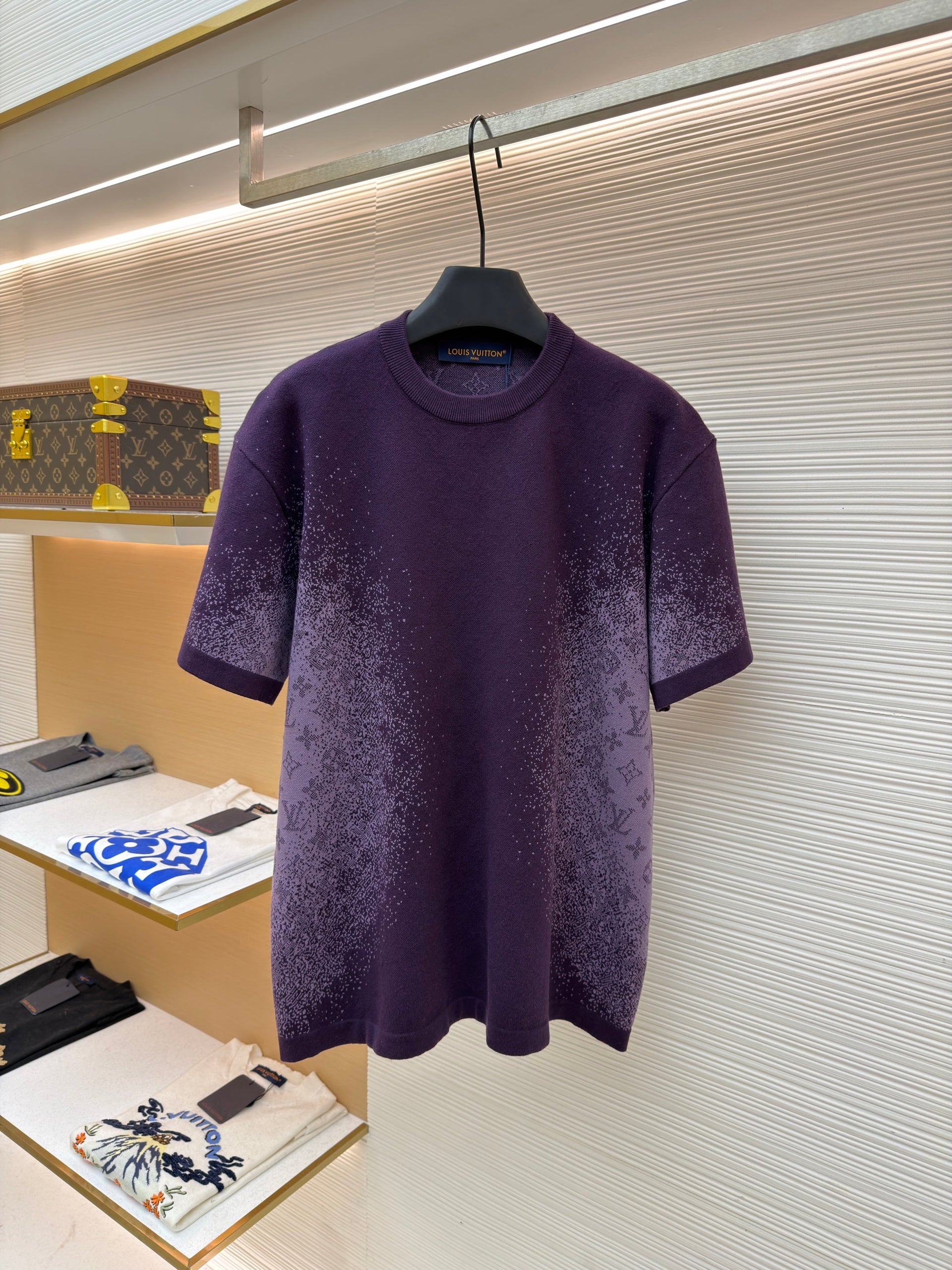 LOU T-SHIRT