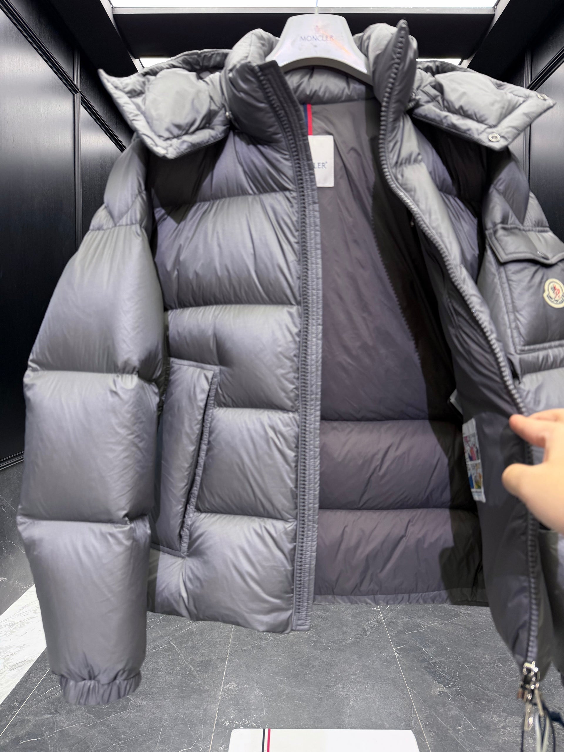 MONC COUYERE JACKET