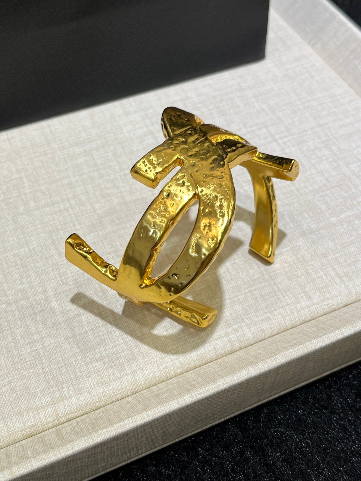 SL BRACELET