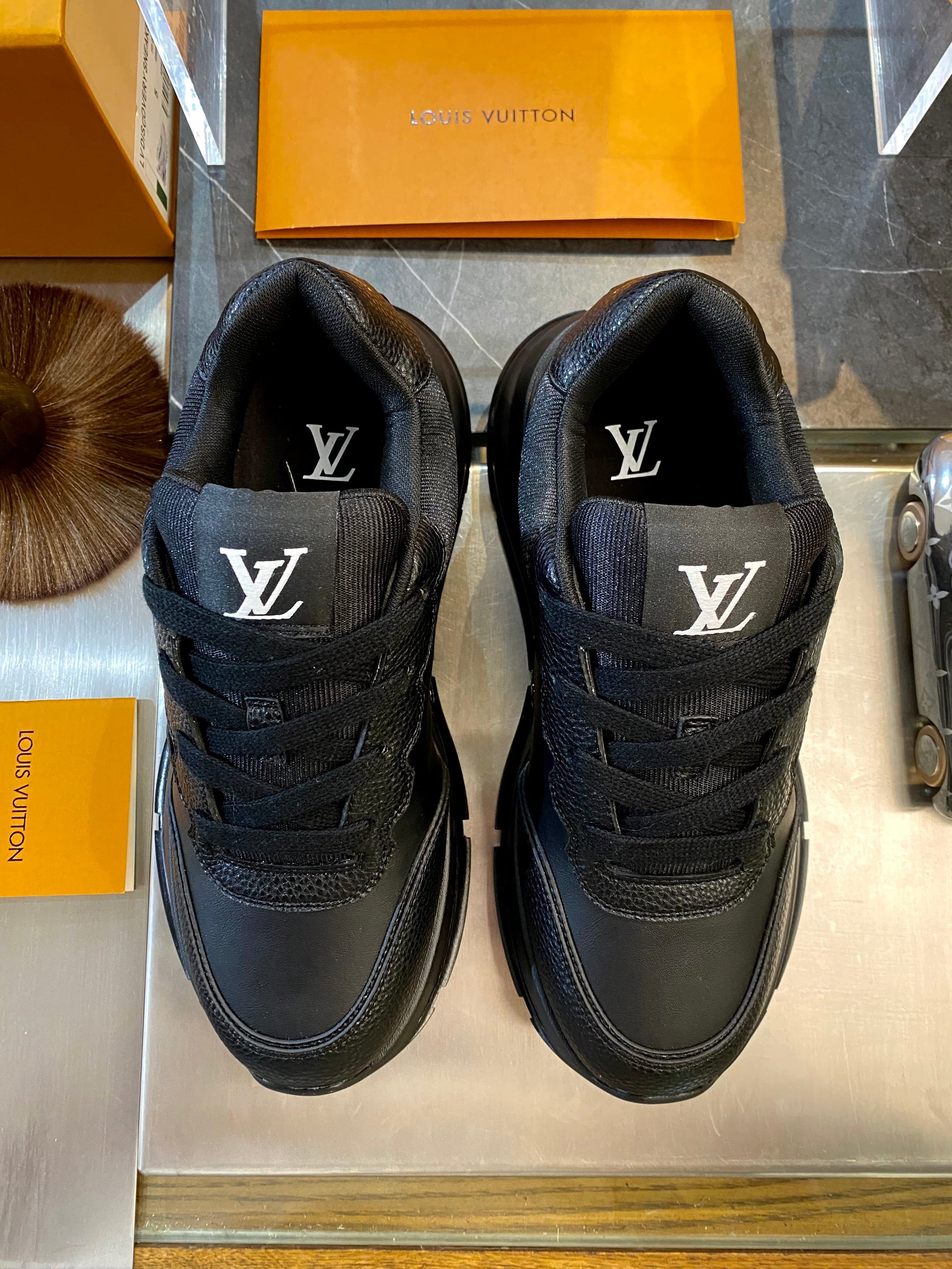 LOU CLASSIC SNEAKER