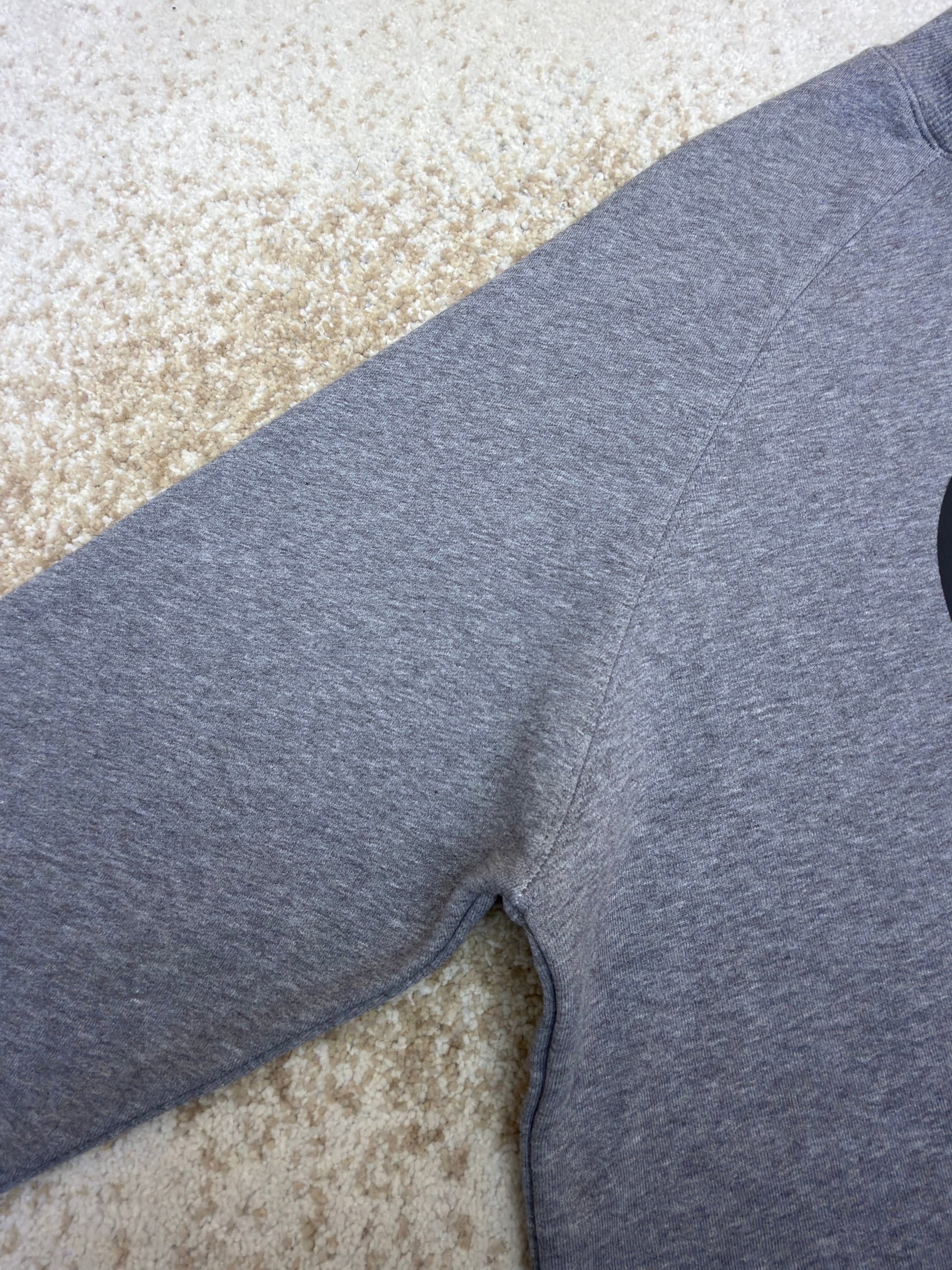 LOU SWEATSHIRT