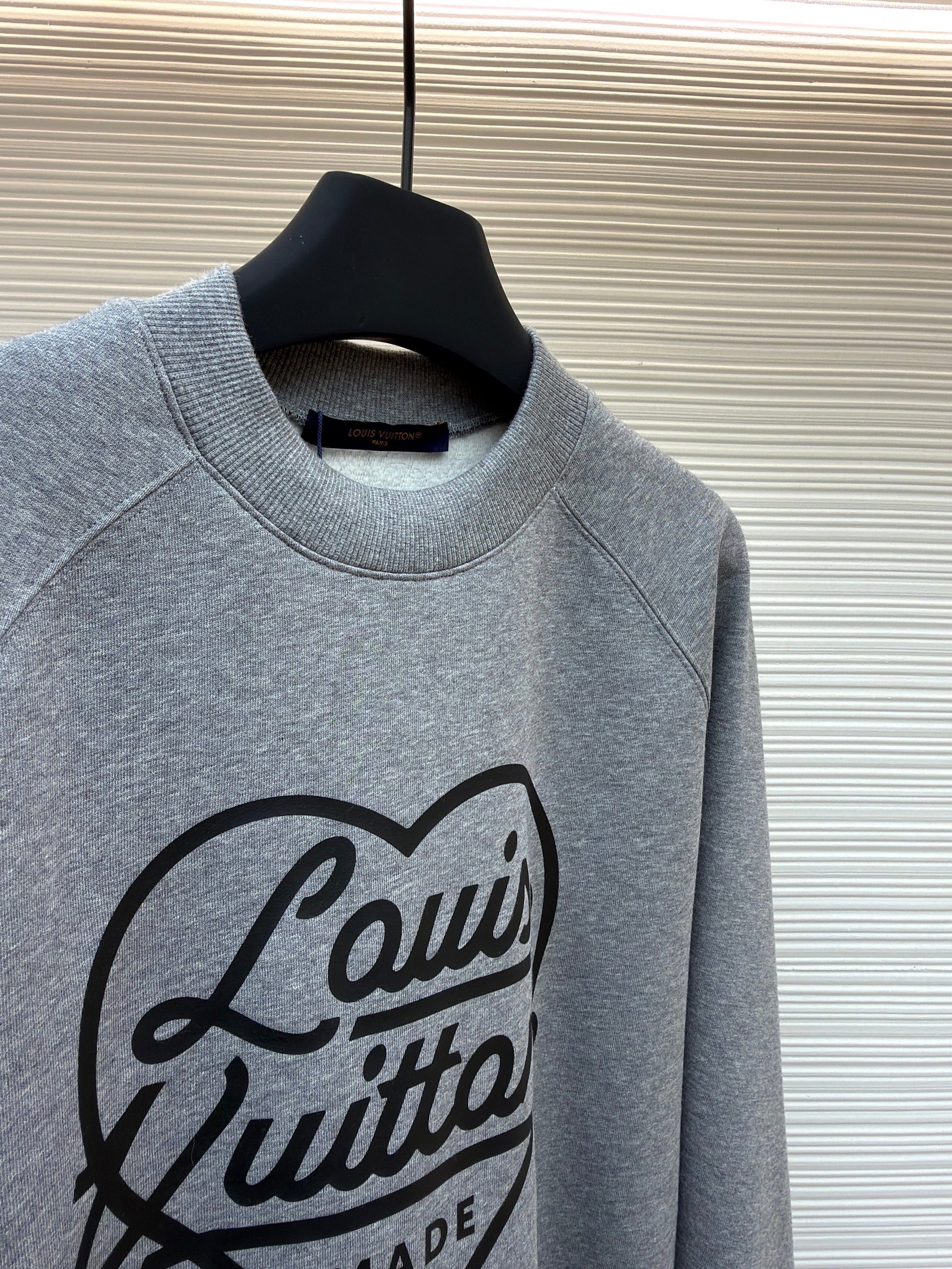 LOU SWEATSHIRT