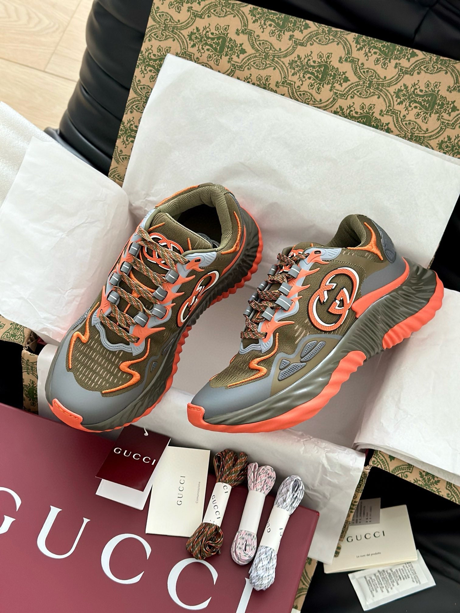 GG RIPPLE TRAINERS