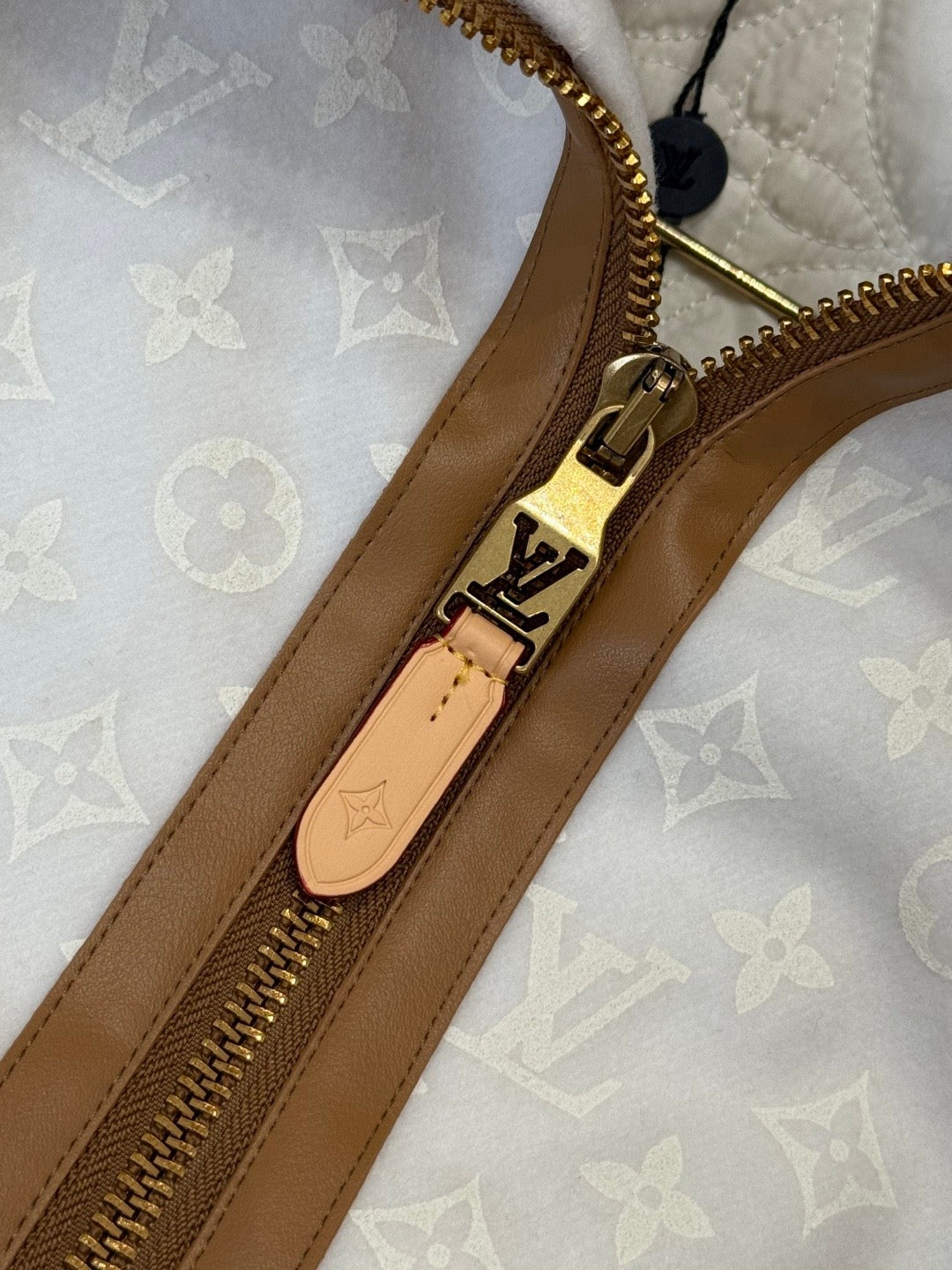LOU JACKET