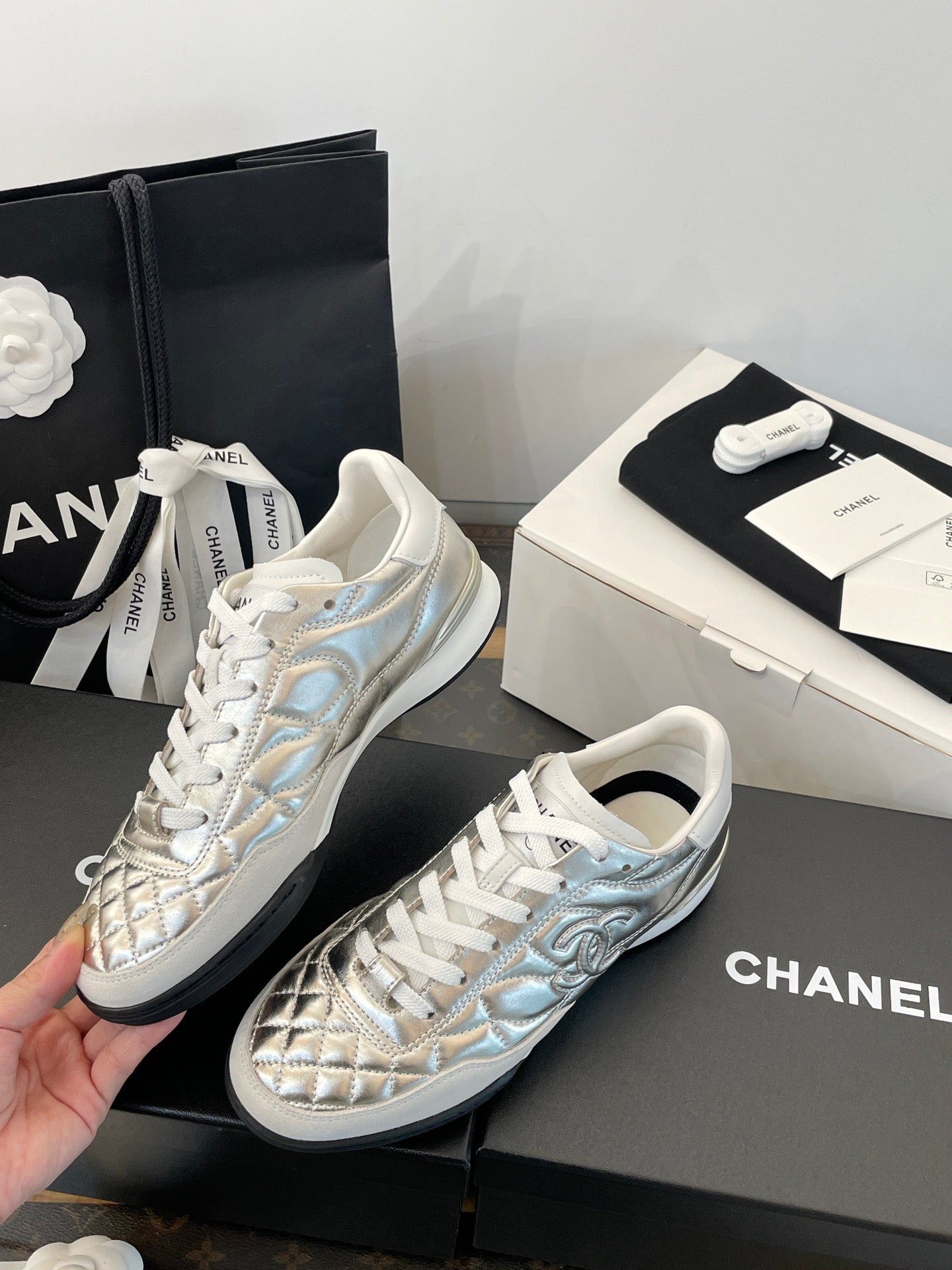 CC SNEAKER