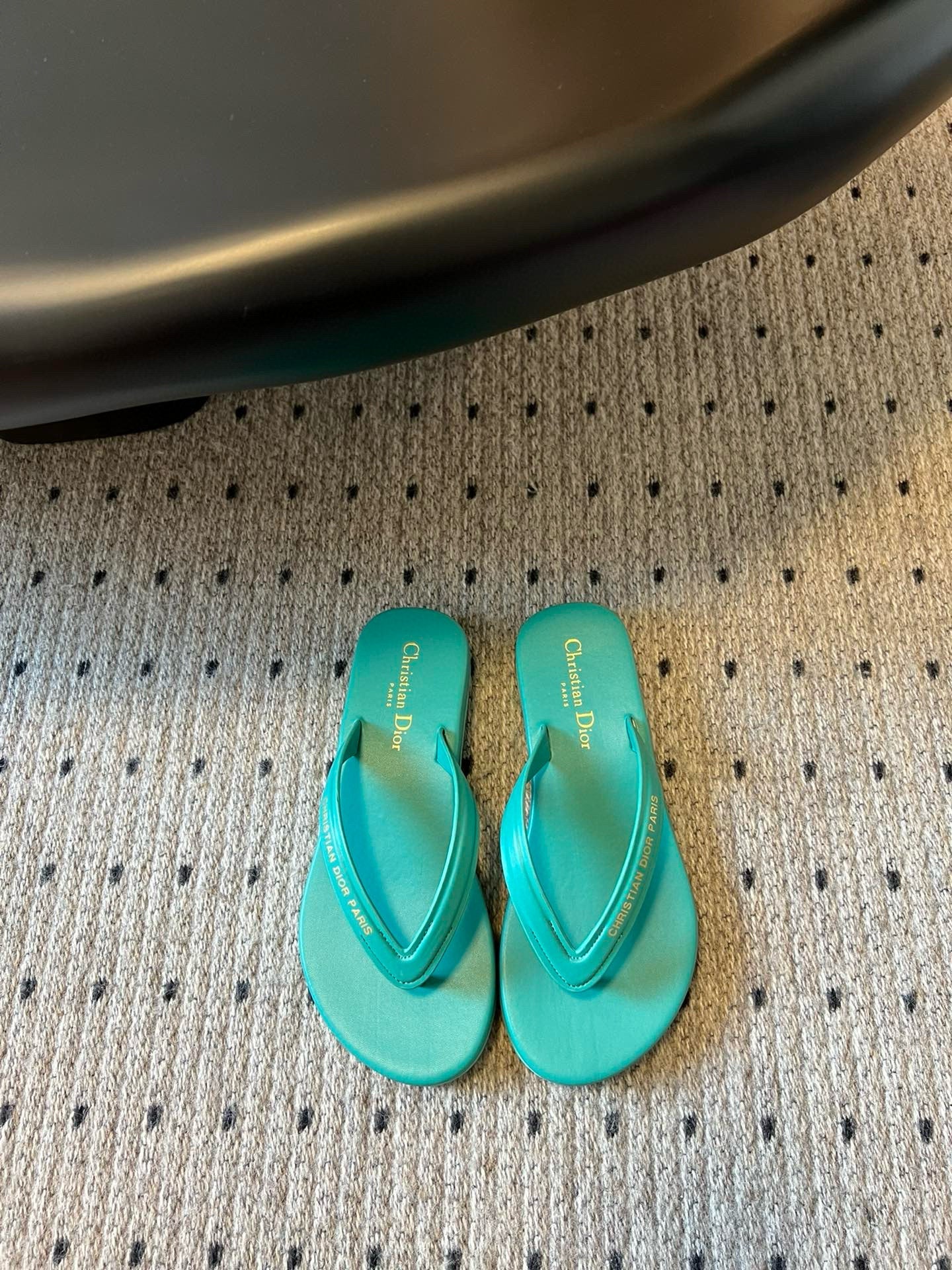 CD THONG SANDAL