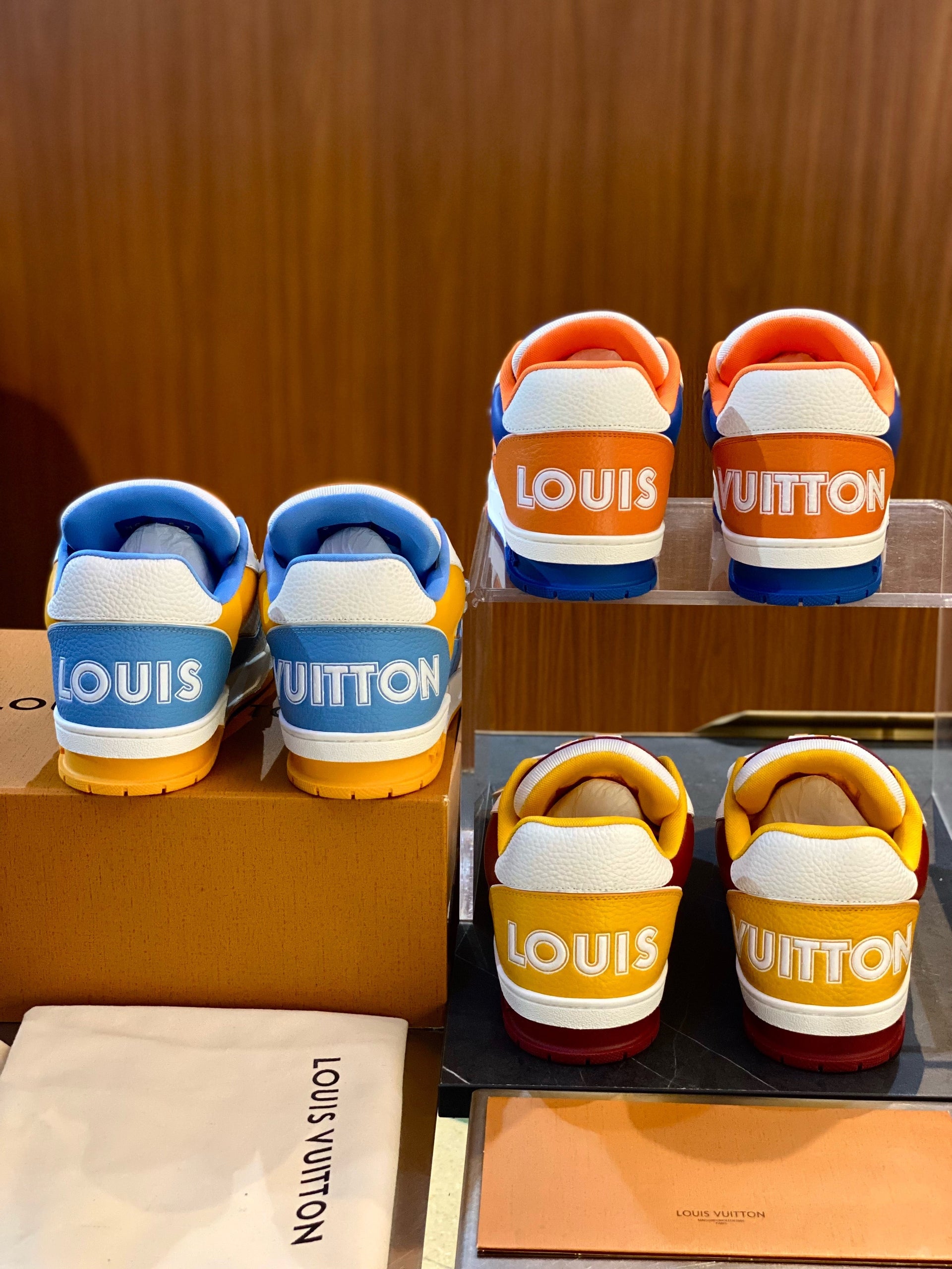 LOU TRAINERS