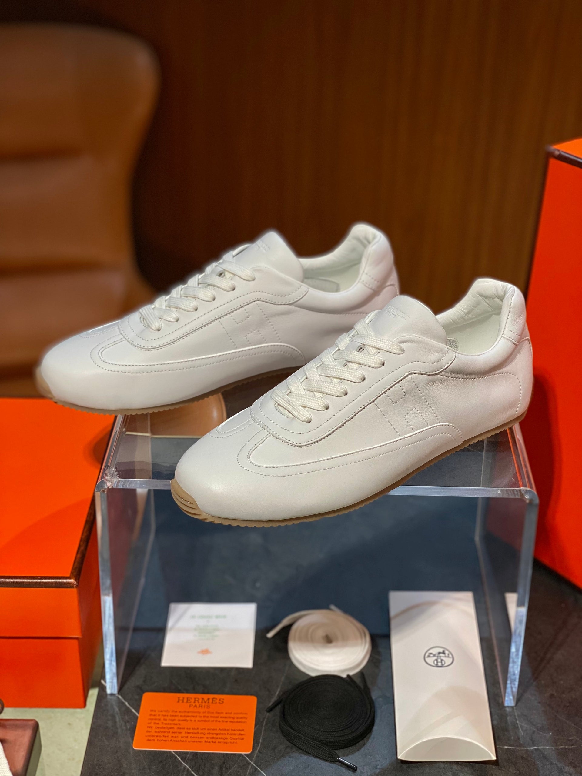 HERM MASTER SNEAKER