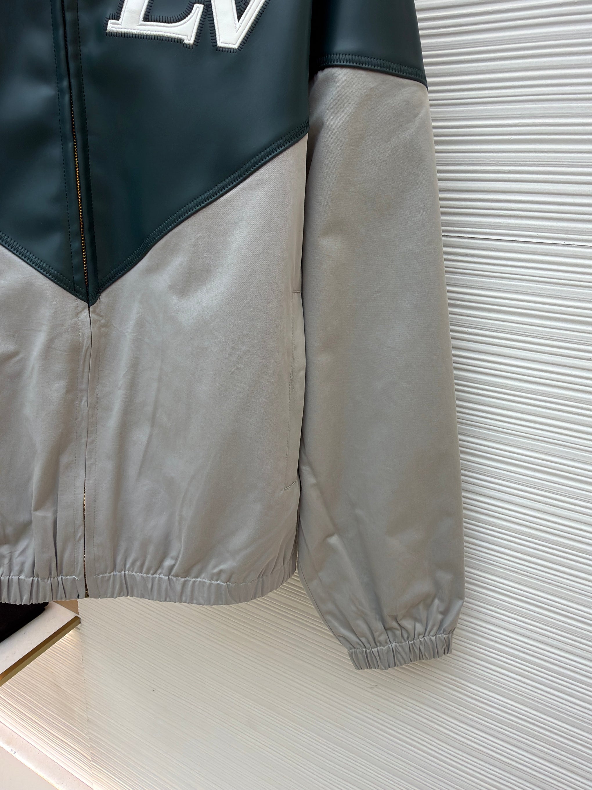 LOU JACKET