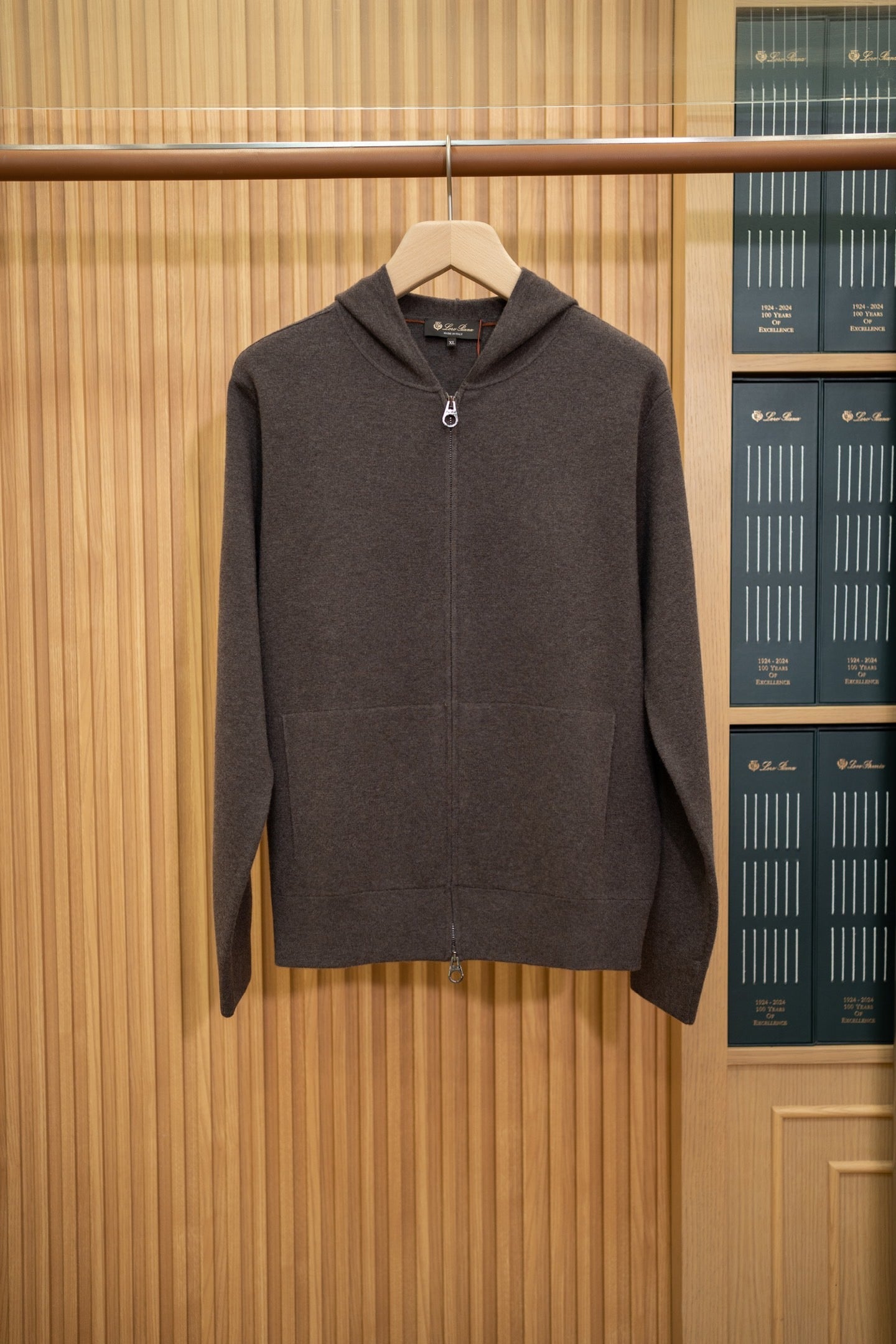 LORO P MERINO WOOL ZIP SWEATSHIRT