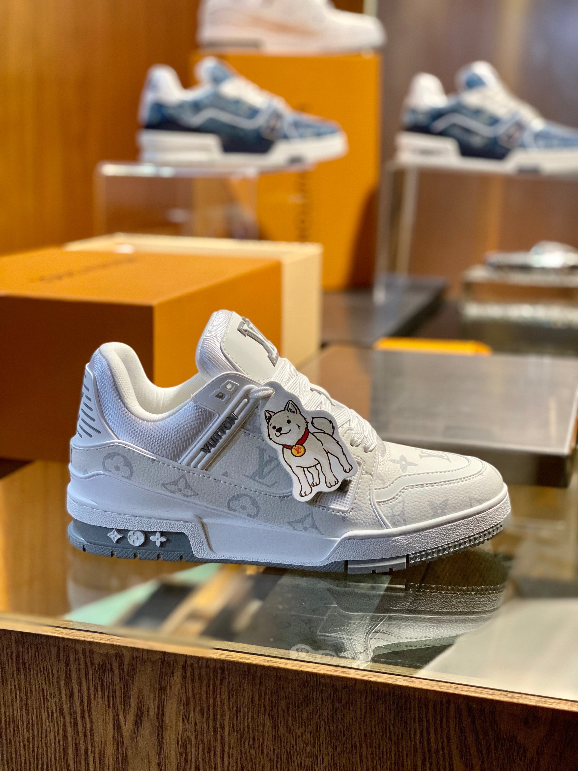 LOU TRAINERS
