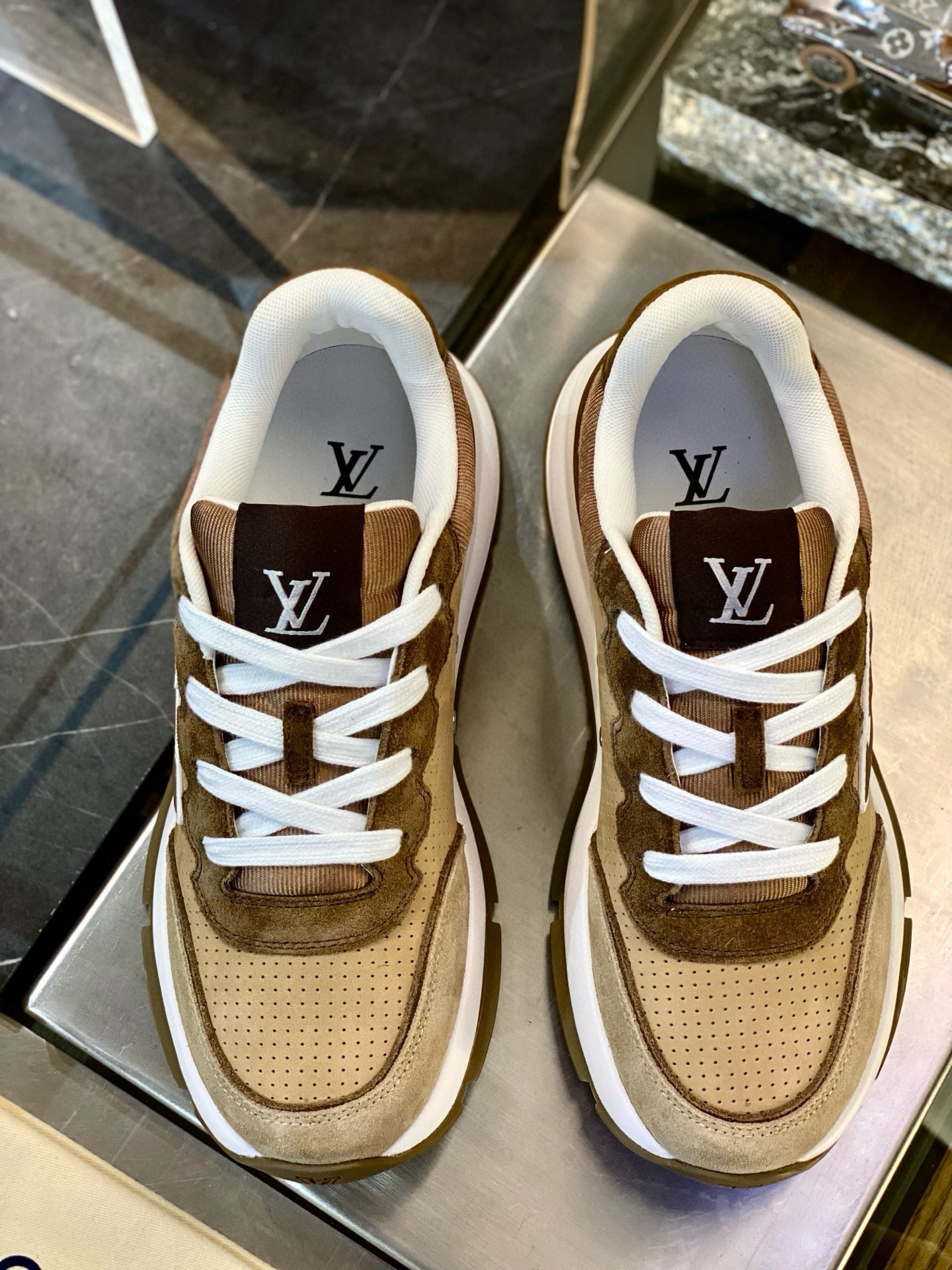 LOU CLASSIC TRAINERS