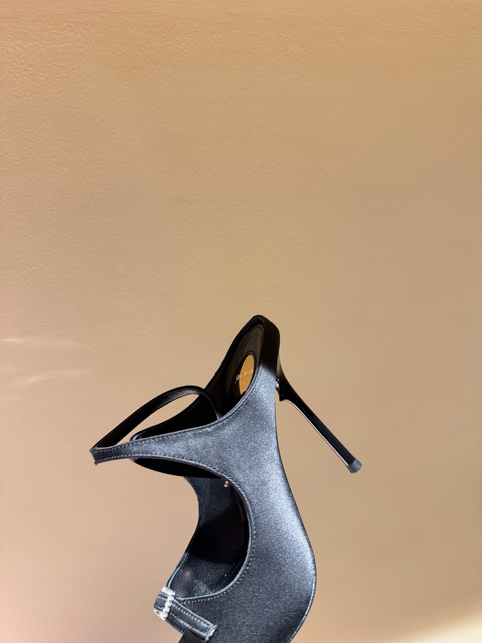 SL HEELS