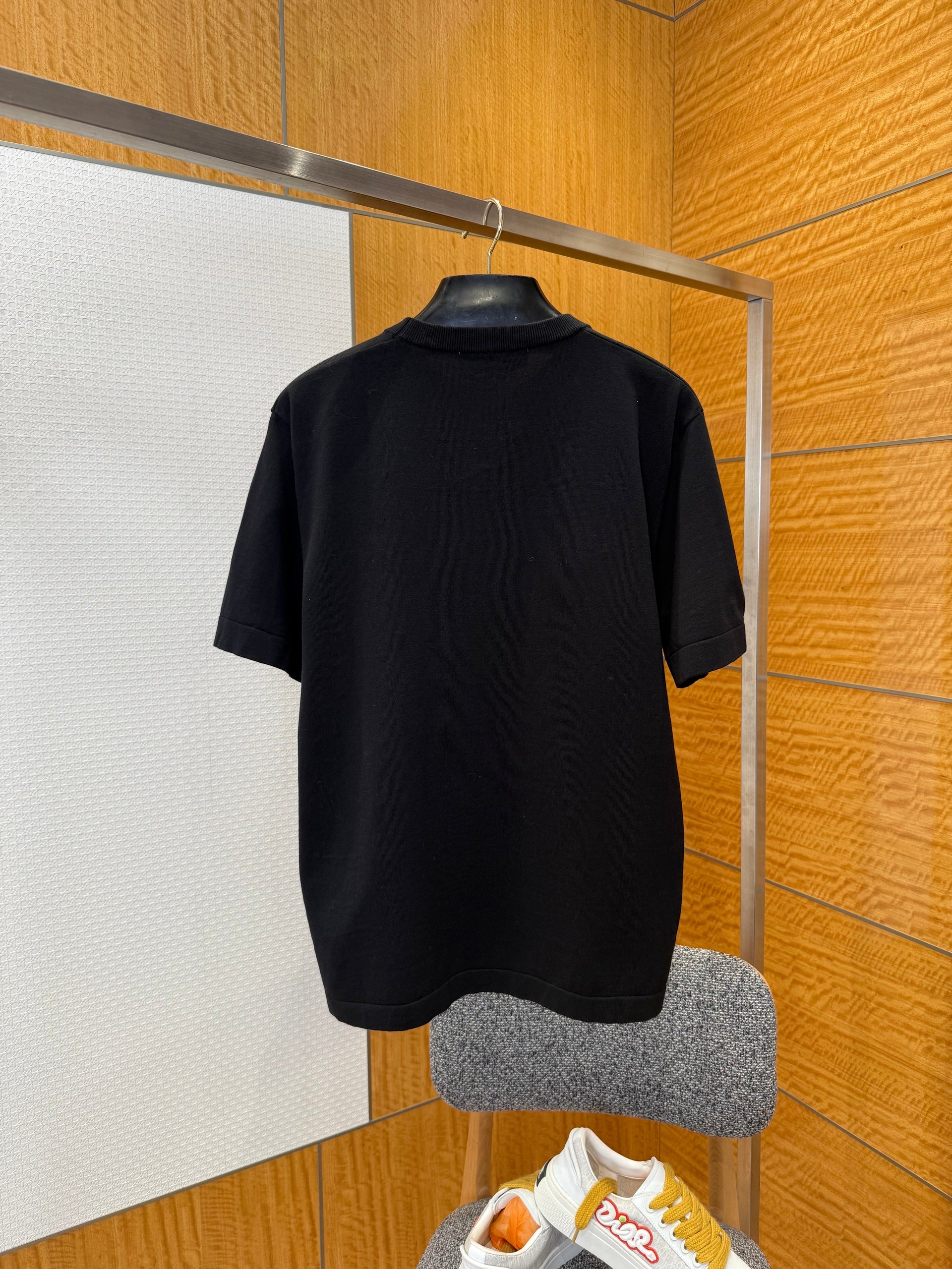 LOU T-SHIRT