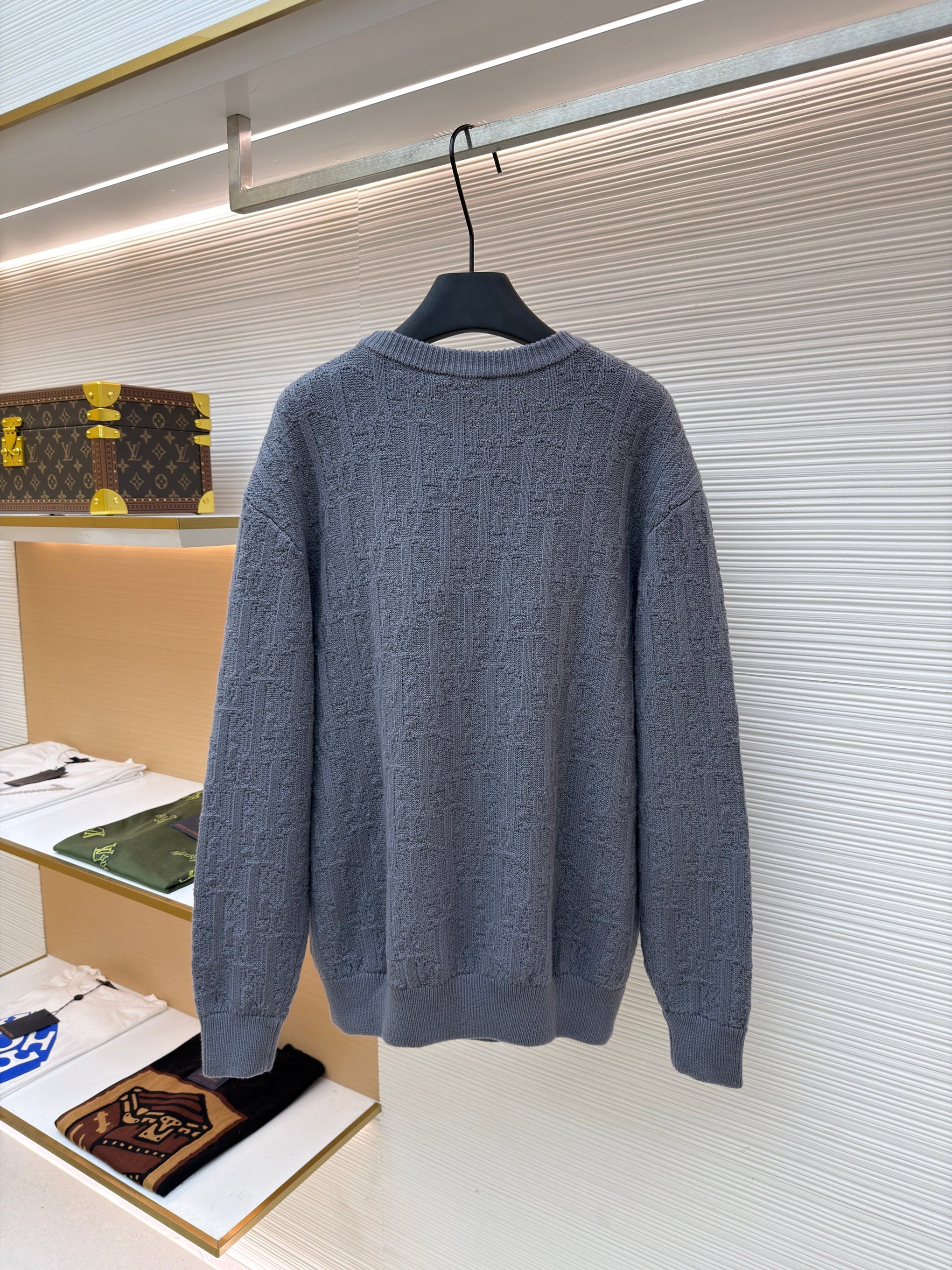 CD JUMPER