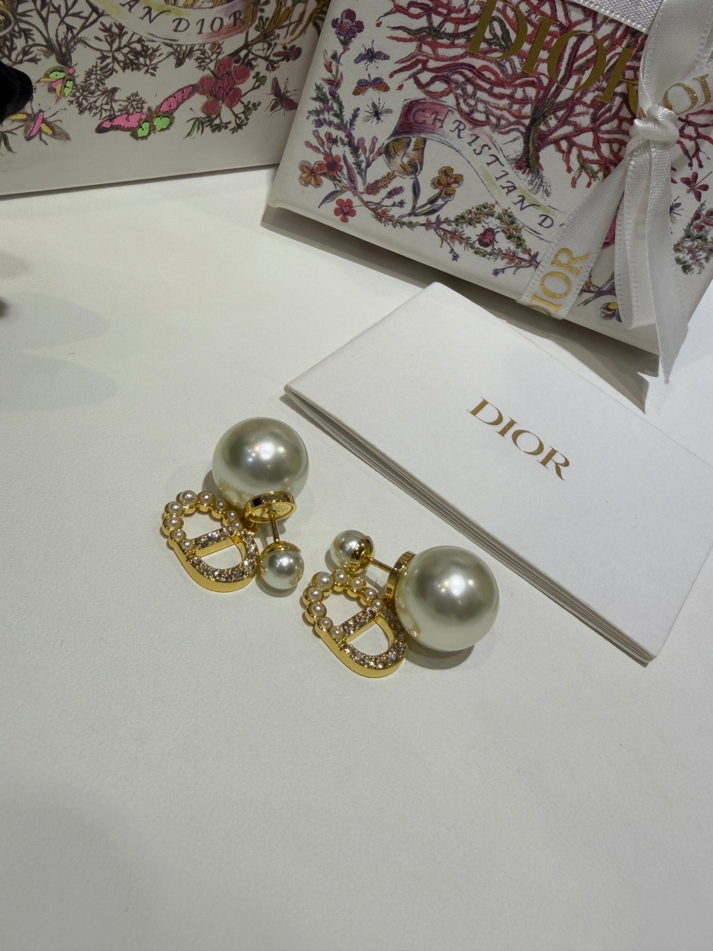 CD EARRINGS