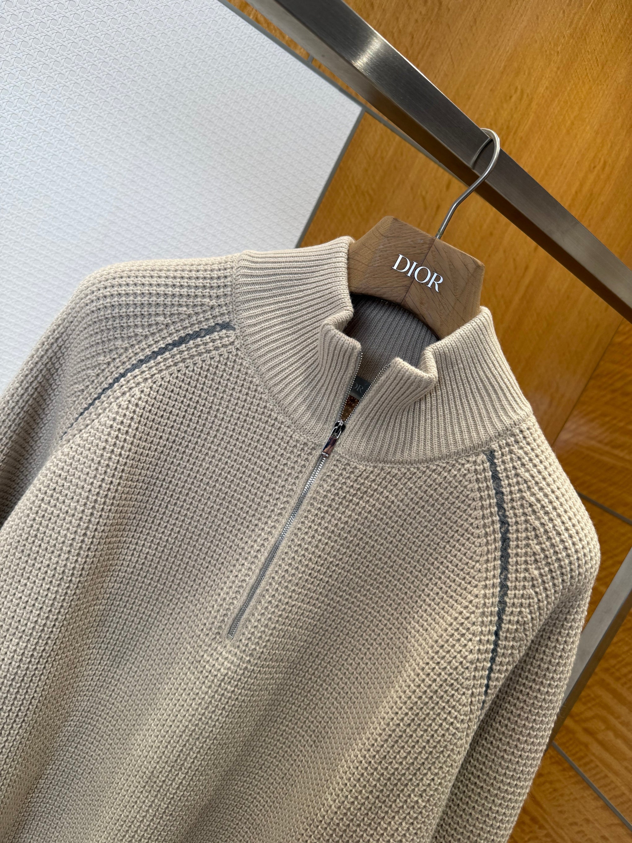 CD JUMPER