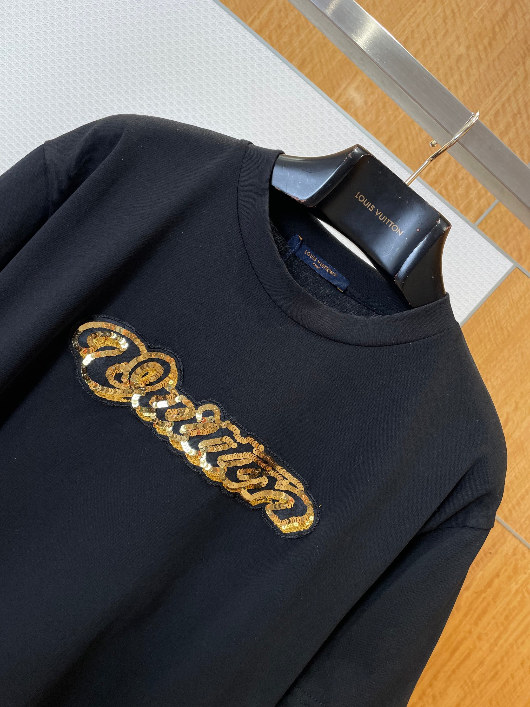 LOU T-SHIRT