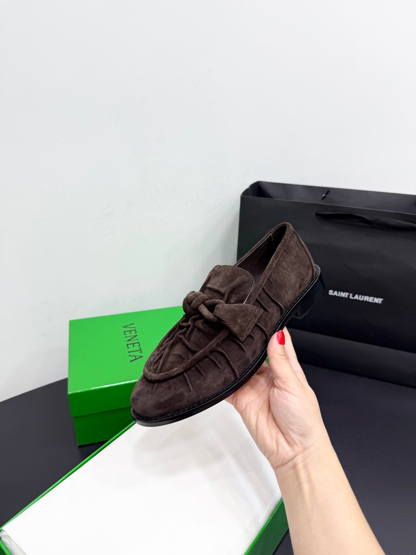 BOTT V LOAFERS