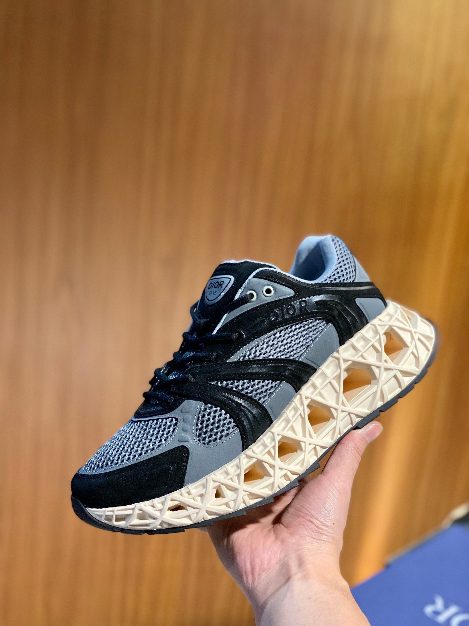 CD B35 SNEAKERS
