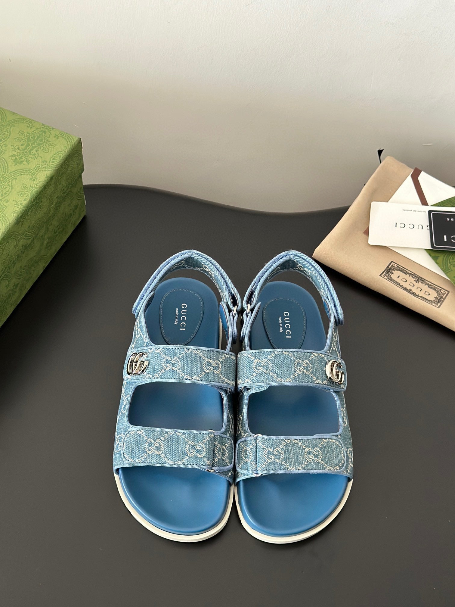 GG SANDALS