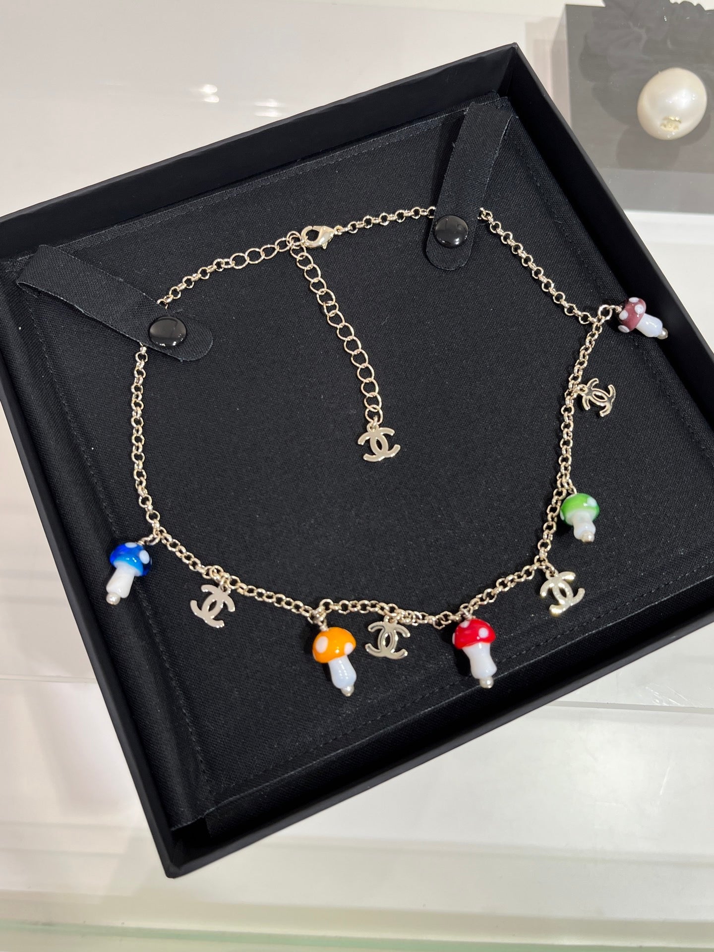 CC NECKLACE