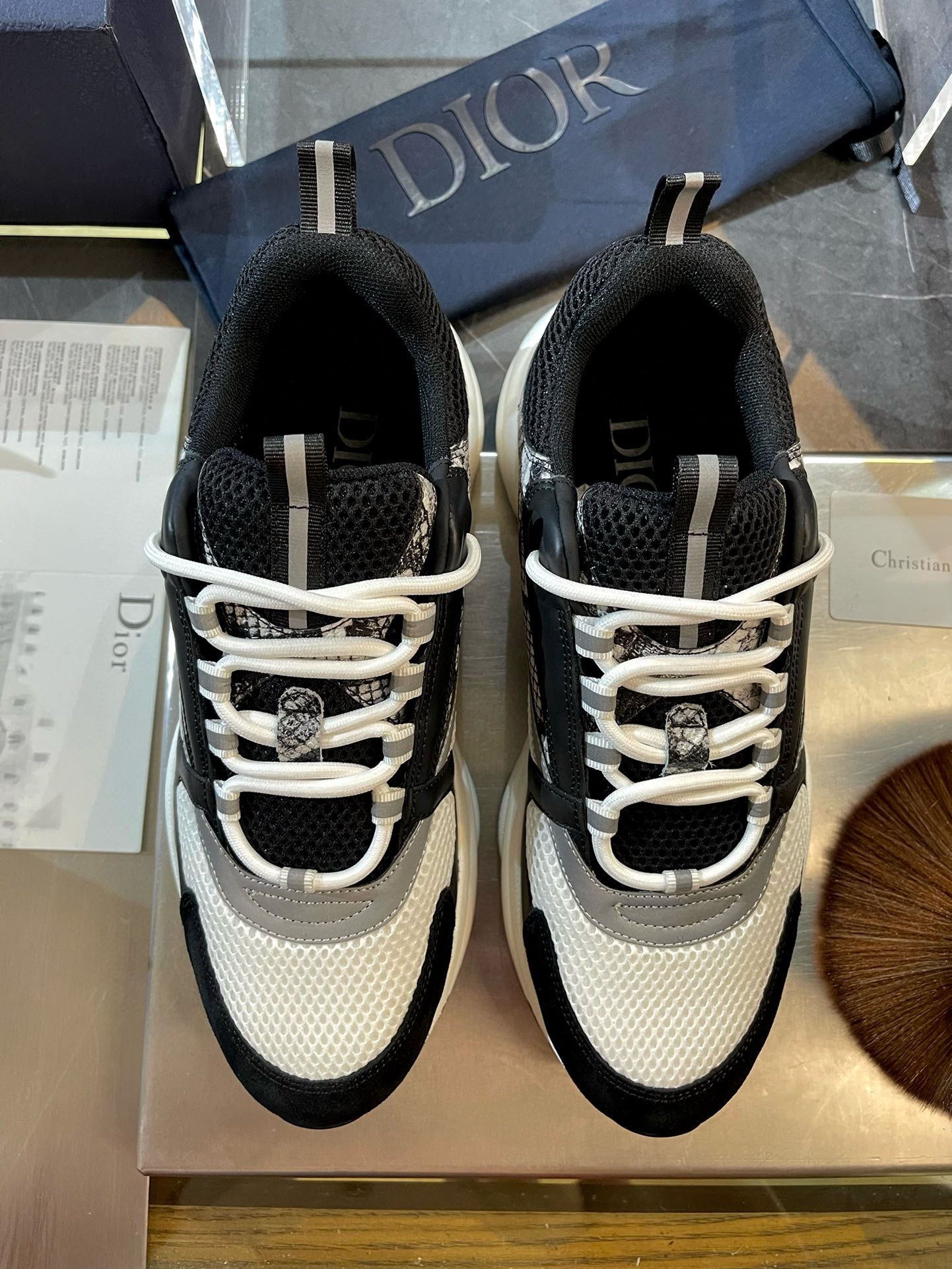 CD B22 SNEAKERS