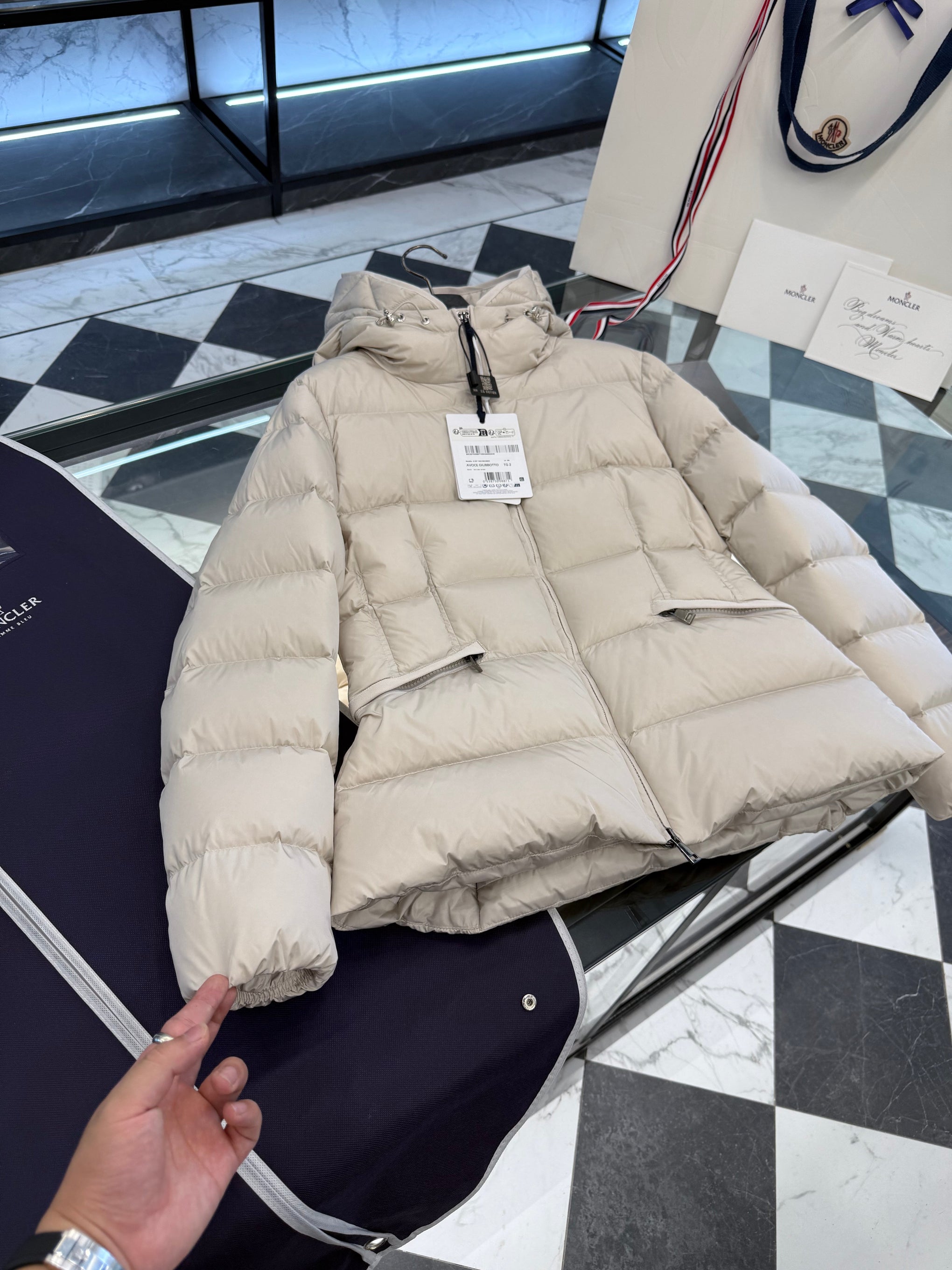 MONC AVOCE JACKET