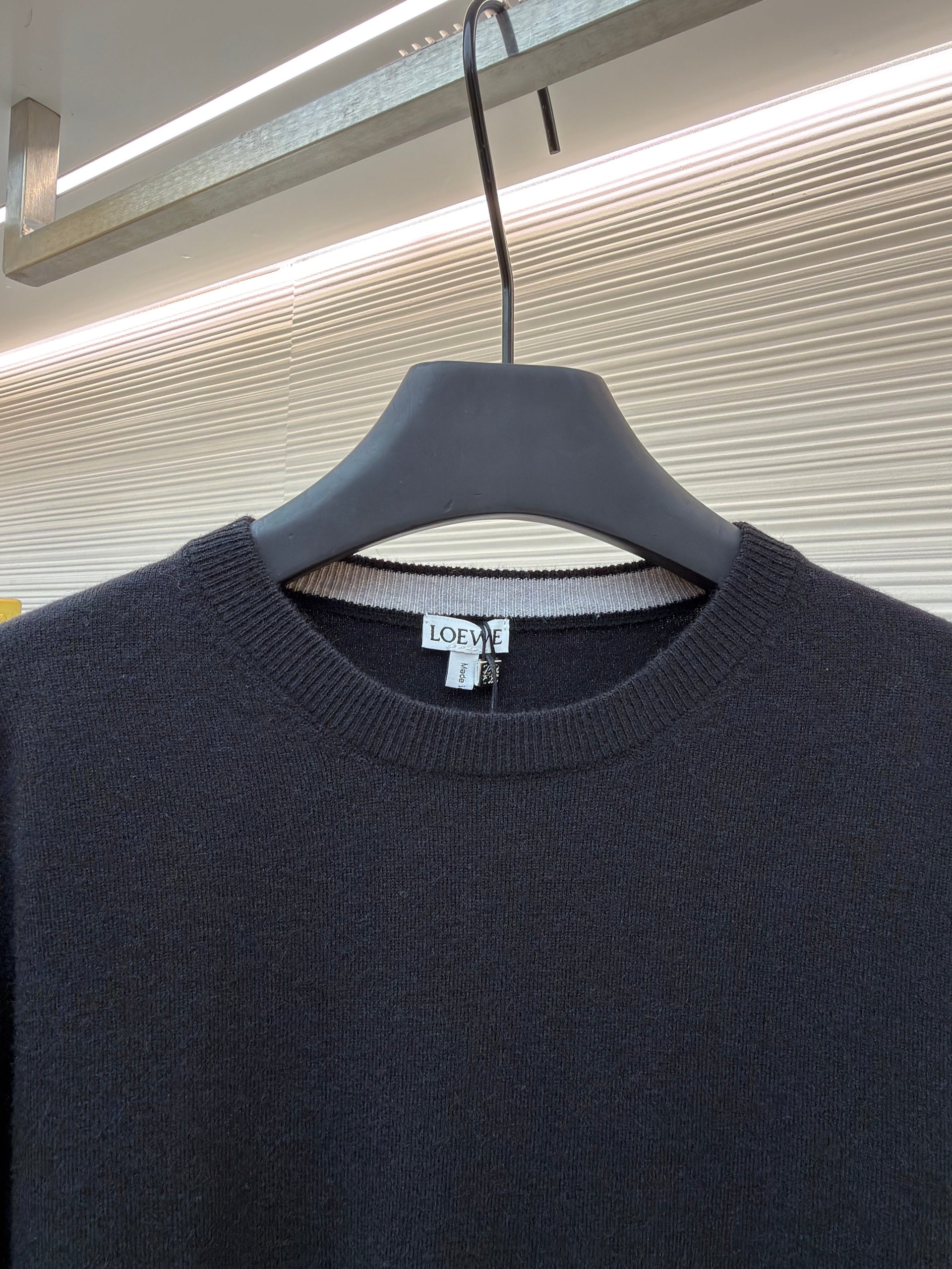 LOEW JUMPER