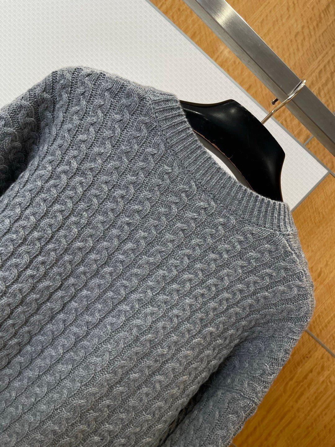 LOEW JUMPER