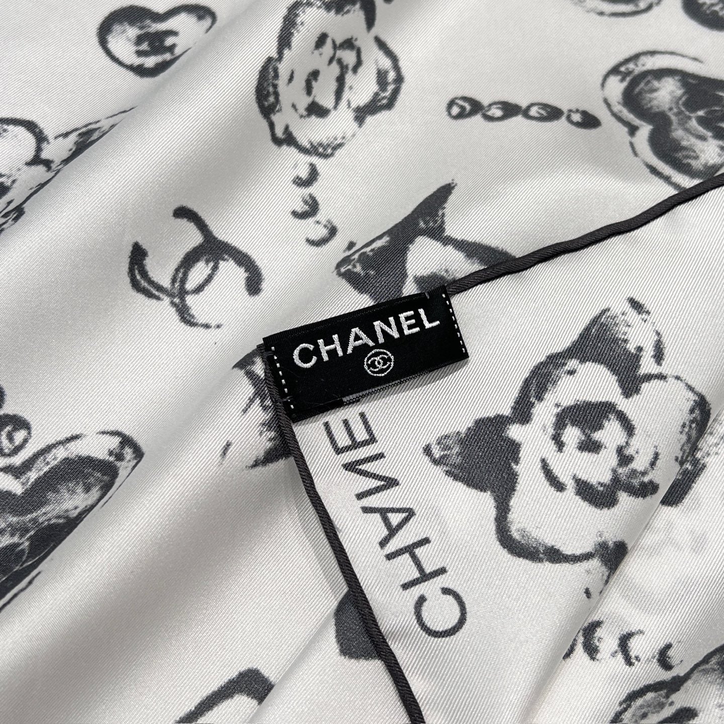 CC SILK SCARF