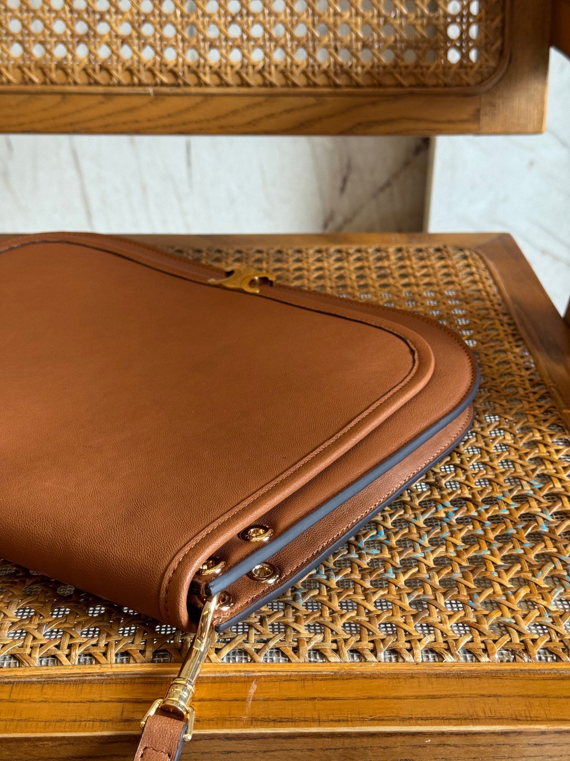 CEL TRIOMPHE BESACE BAG