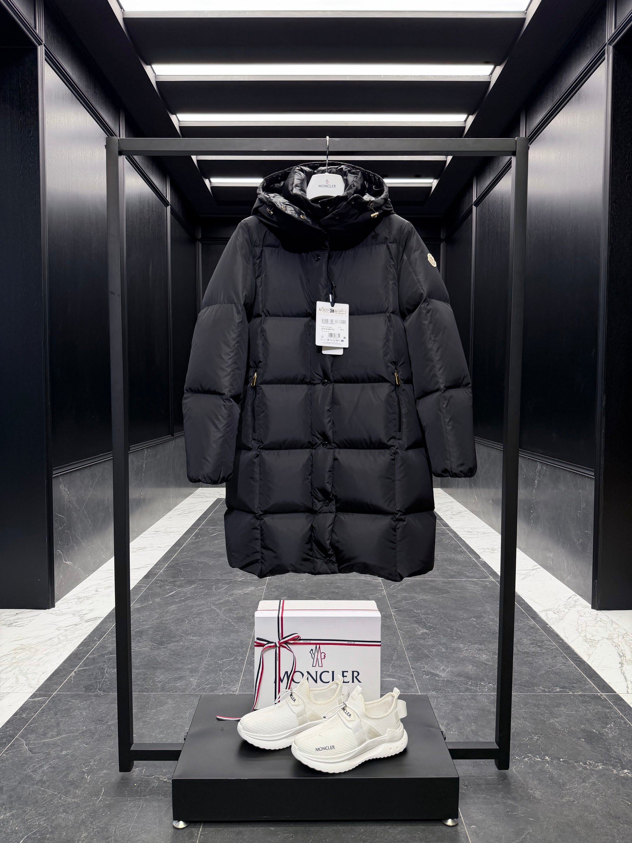 MONC LITTE COAT