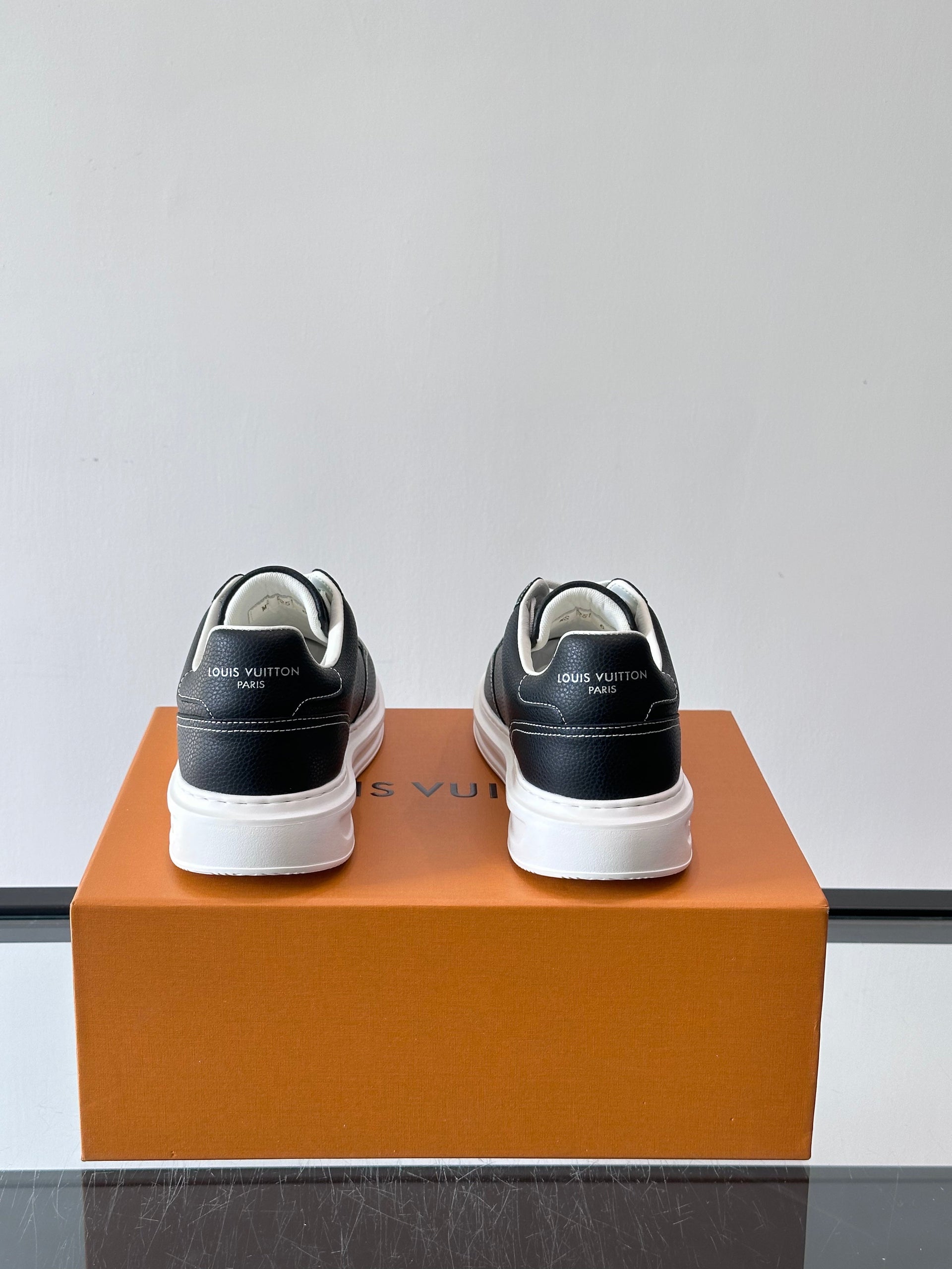 LOU BEVERLY HILLS SNEAKERS