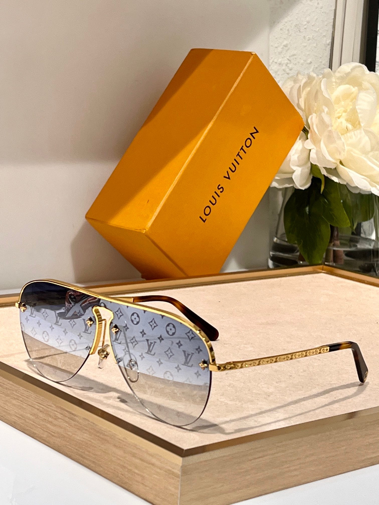 LOU SUNGLASSES
