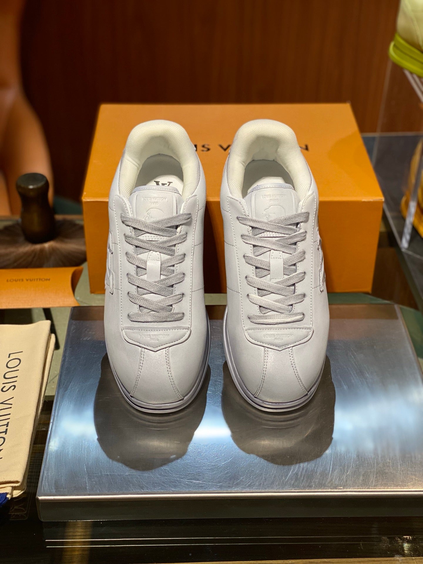LOU BUTTERSOFT SNEAKERS
